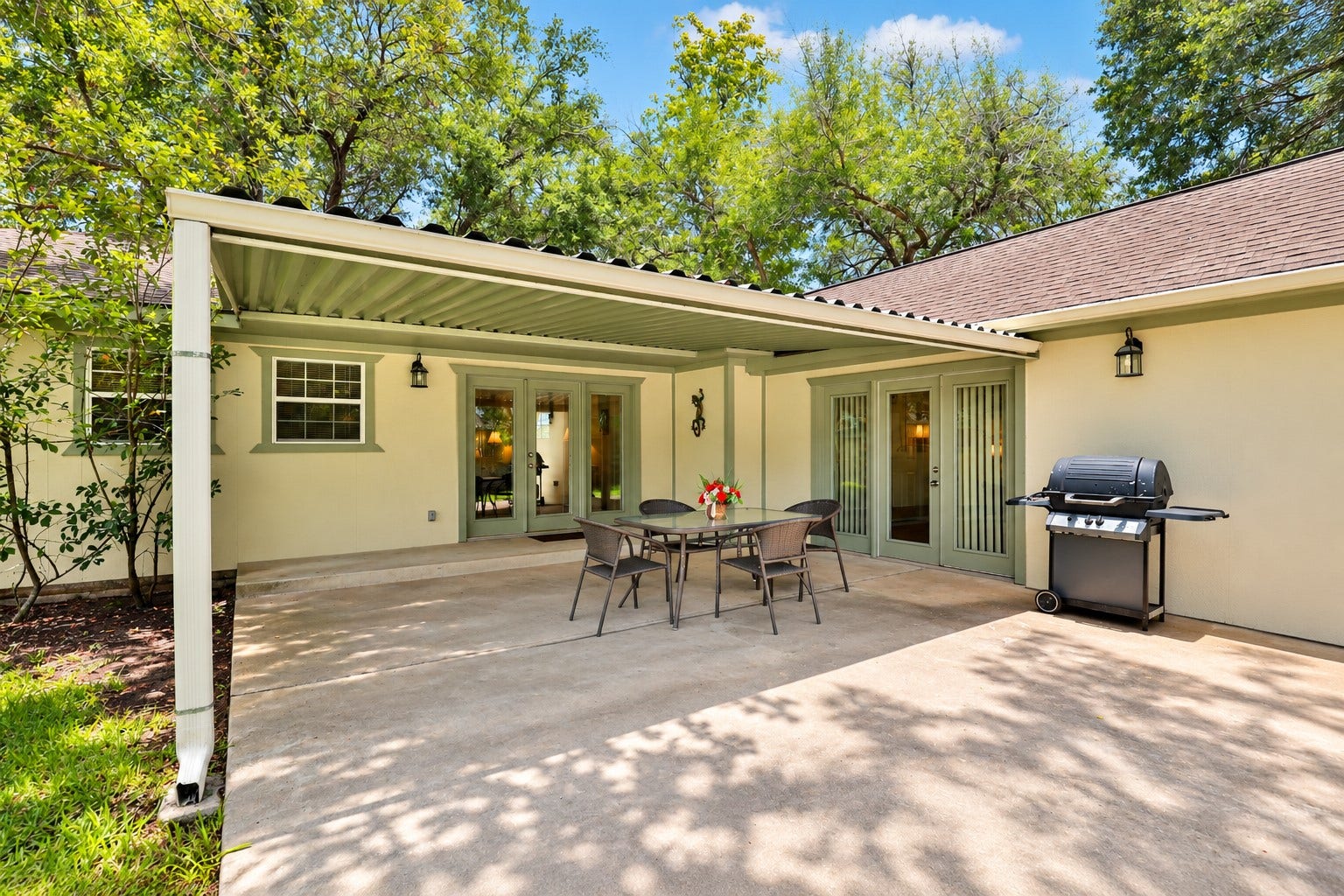 11620 Old Main Street Loop Road, Houston, TX 77025 11620 Old Main Street Loop Road, Houston, TX 77025
