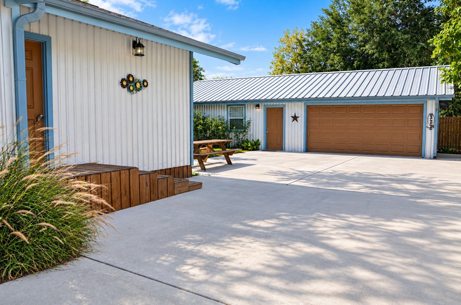 11620 Old Main Street Loop Road, Houston, TX 77025 11620 Old Main Street Loop Road, Houston, TX 77025