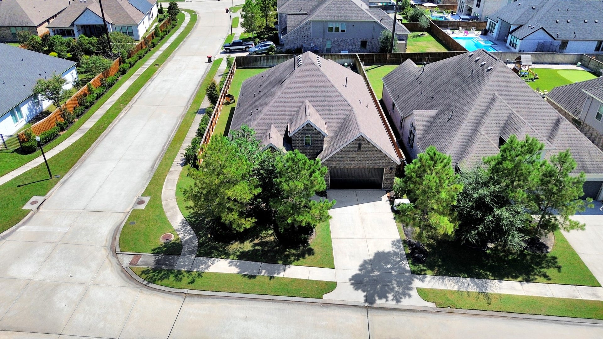 28213 Briarwood Pass, Spring, TX 77386 28213 Briarwood Pass, Spring, TX 77386