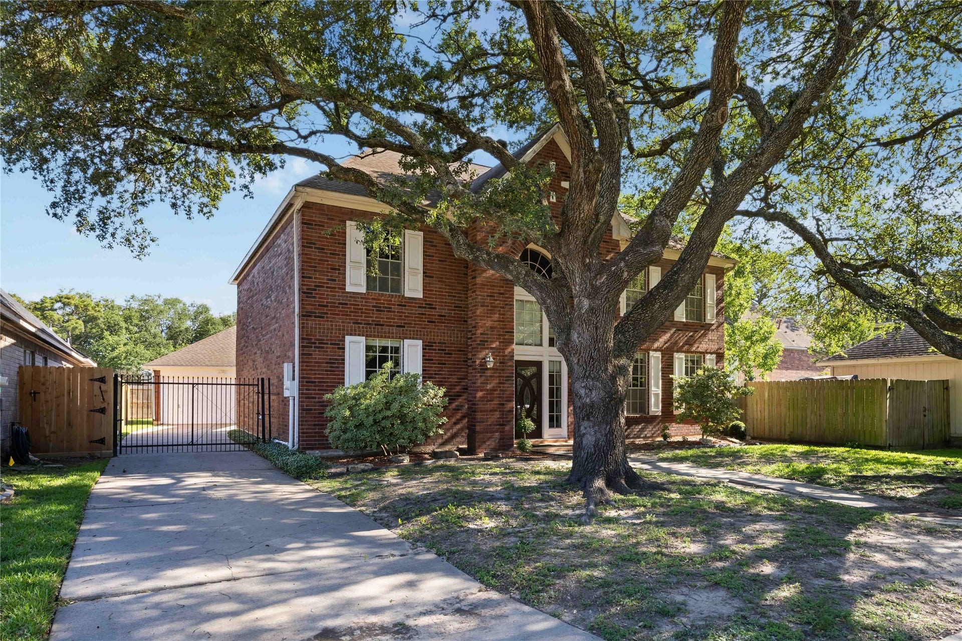 4712 Broadmoor Drive, League City, TX 77573 4712 Broadmoor Drive, League City, TX 77573