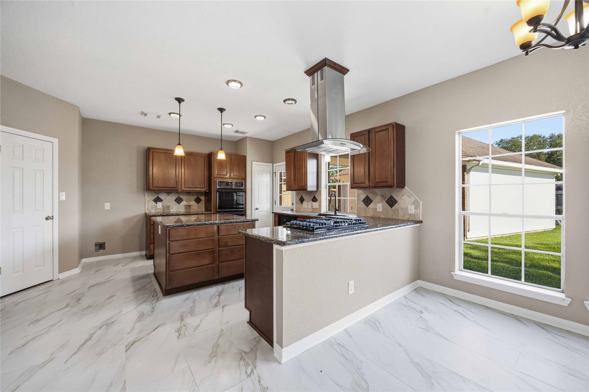 4712 Broadmoor Drive, League City, TX 77573 4712 Broadmoor Drive, League City, TX 77573