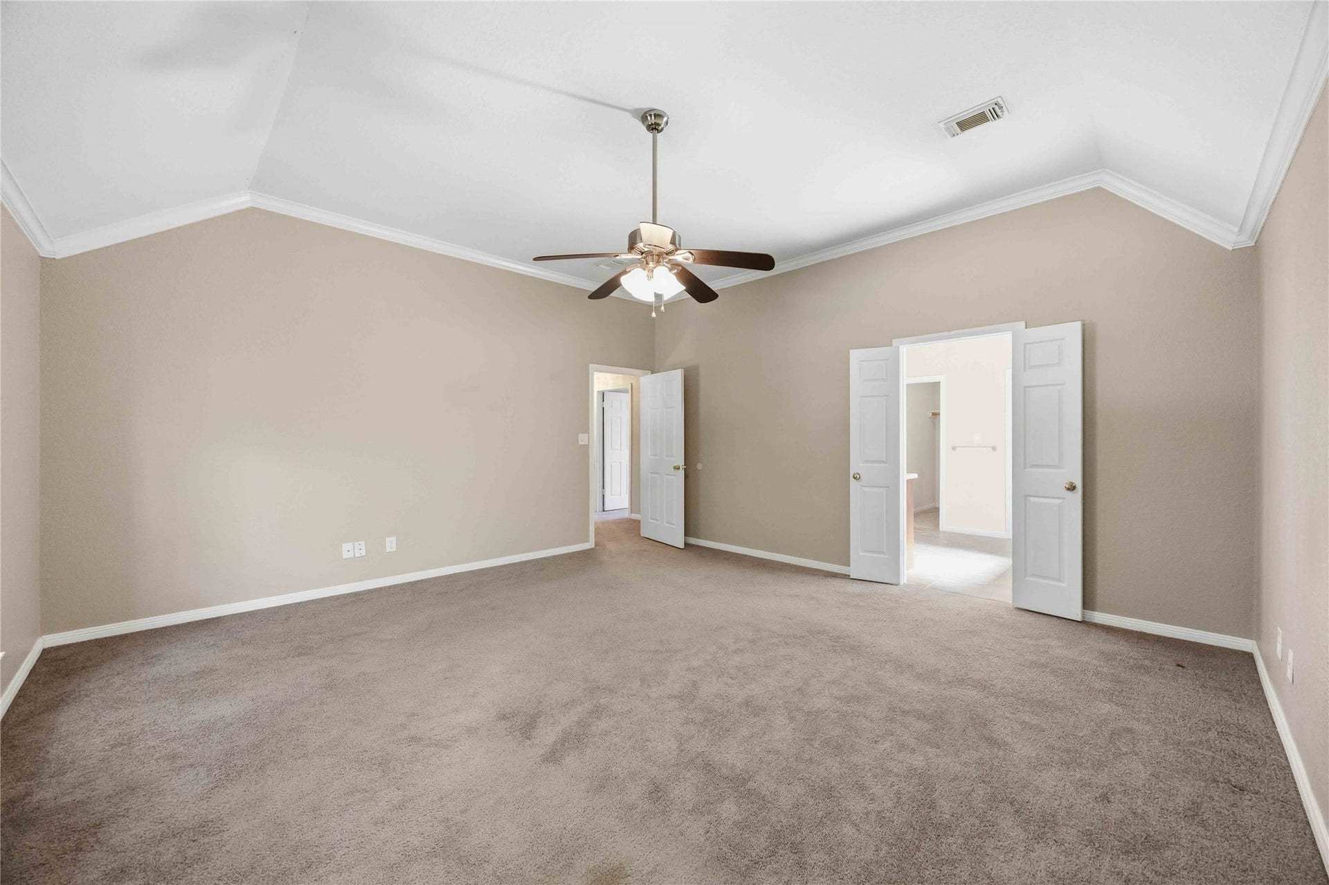 4712 Broadmoor Drive, League City, TX 77573 4712 Broadmoor Drive, League City, TX 77573