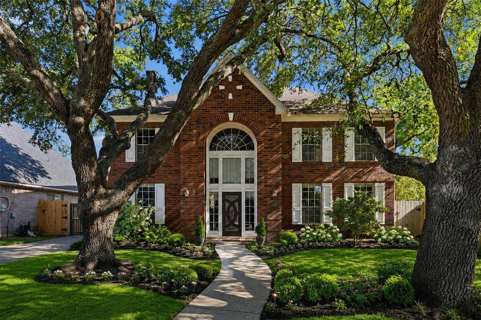 4712 Broadmoor Drive, League City, TX 77573 virtually enhanced