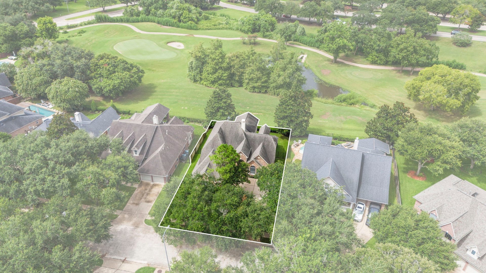 3427 Powell Way, Missouri City, TX 77459 Prime homesite backing directly to the golf course.