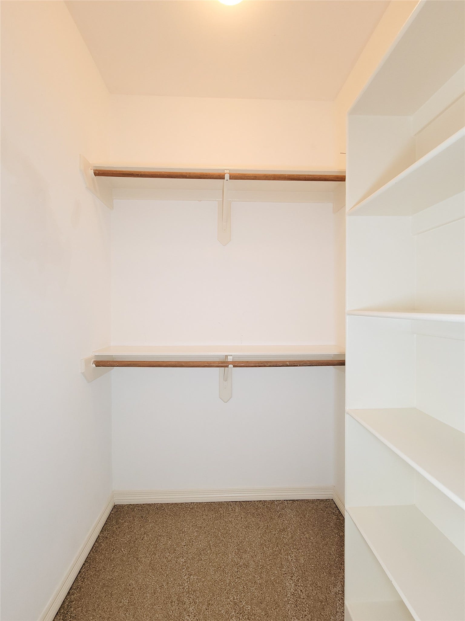 2004 Mcduffie Street, Houston, TX 77019 2004 Mcduffie Street, Houston, TX 77019