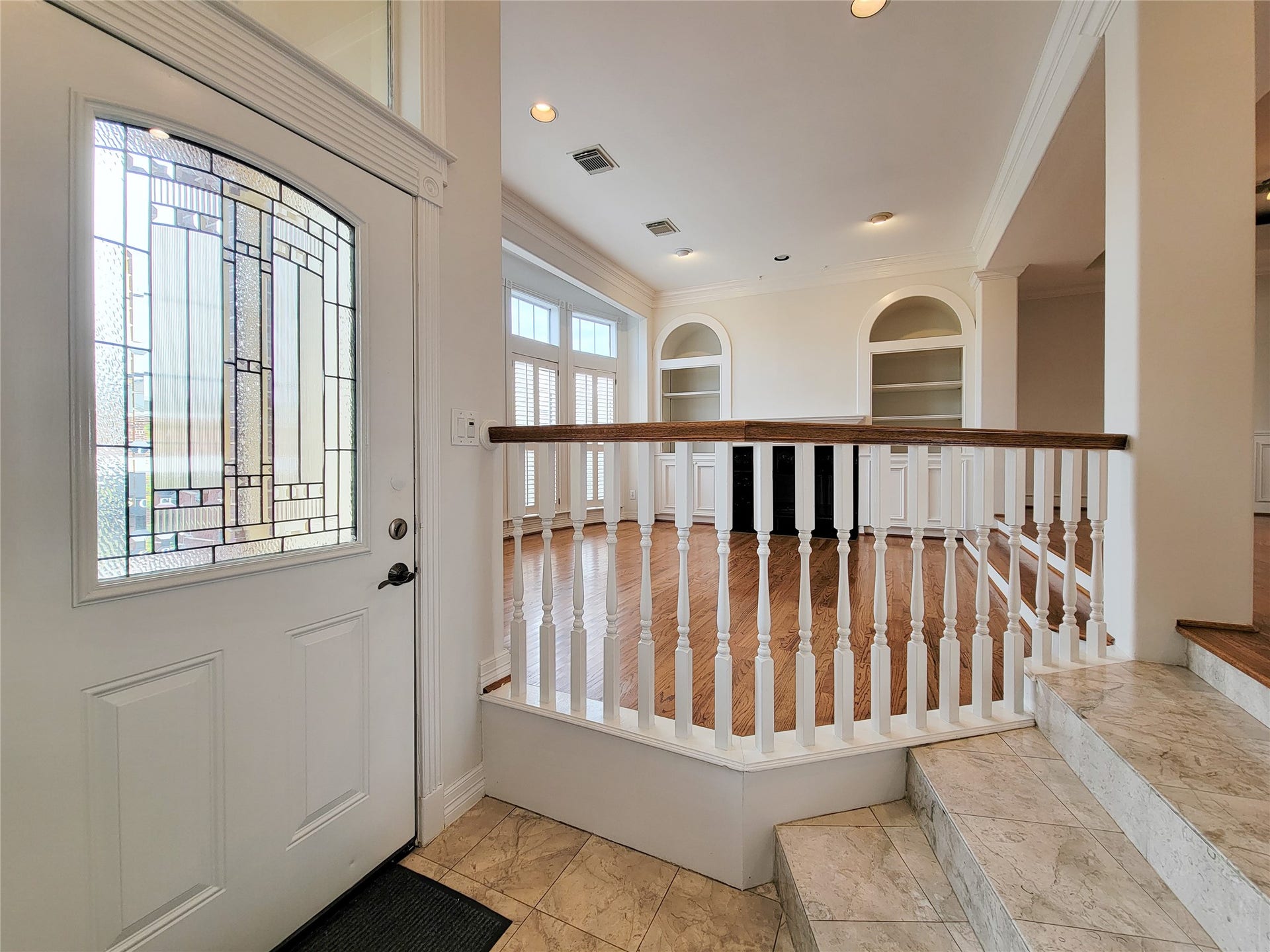 2004 Mcduffie Street, Houston, TX 77019 2004 Mcduffie Street, Houston, TX 77019