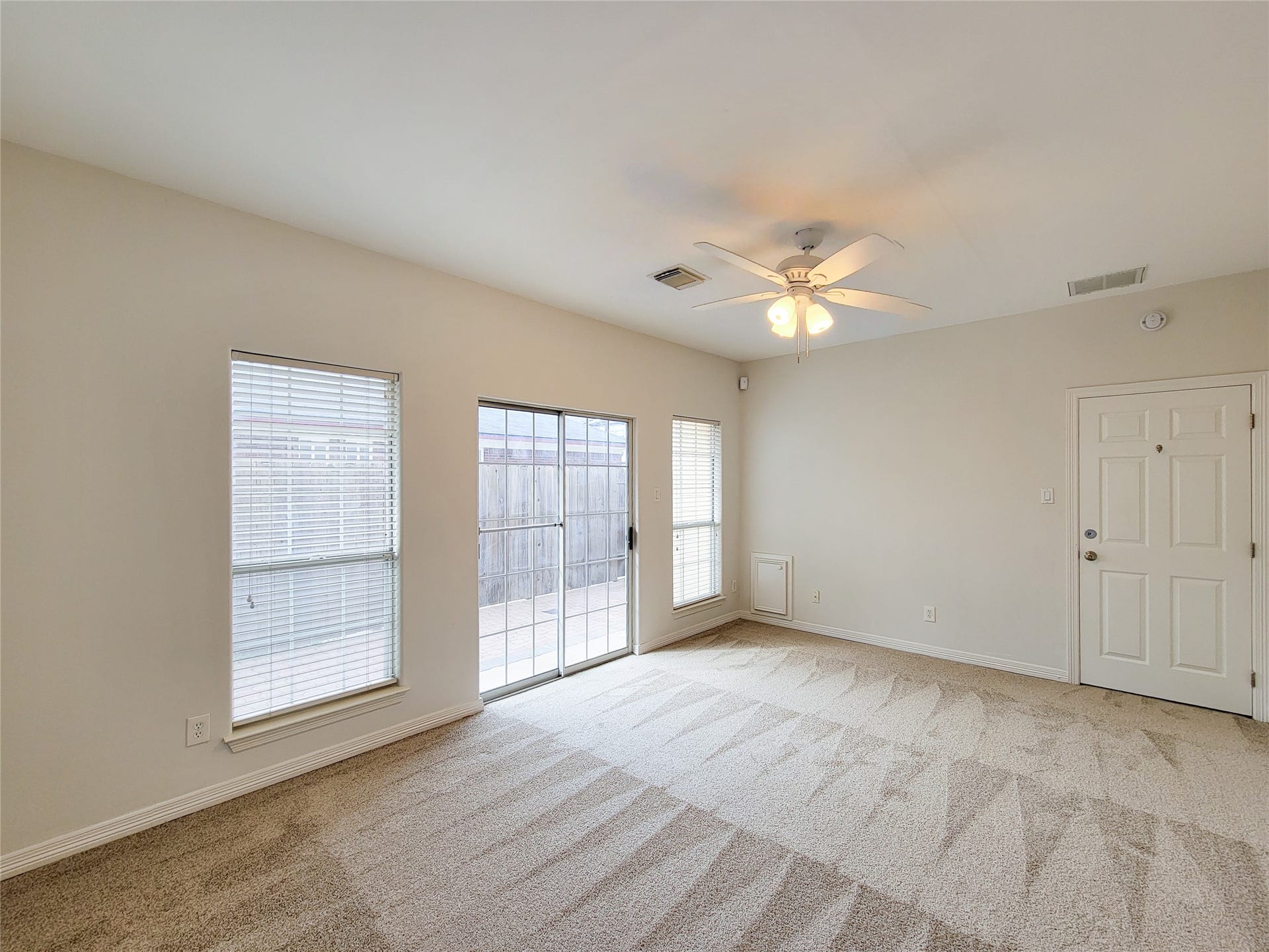 2004 Mcduffie Street, Houston, TX 77019 2004 Mcduffie Street, Houston, TX 77019