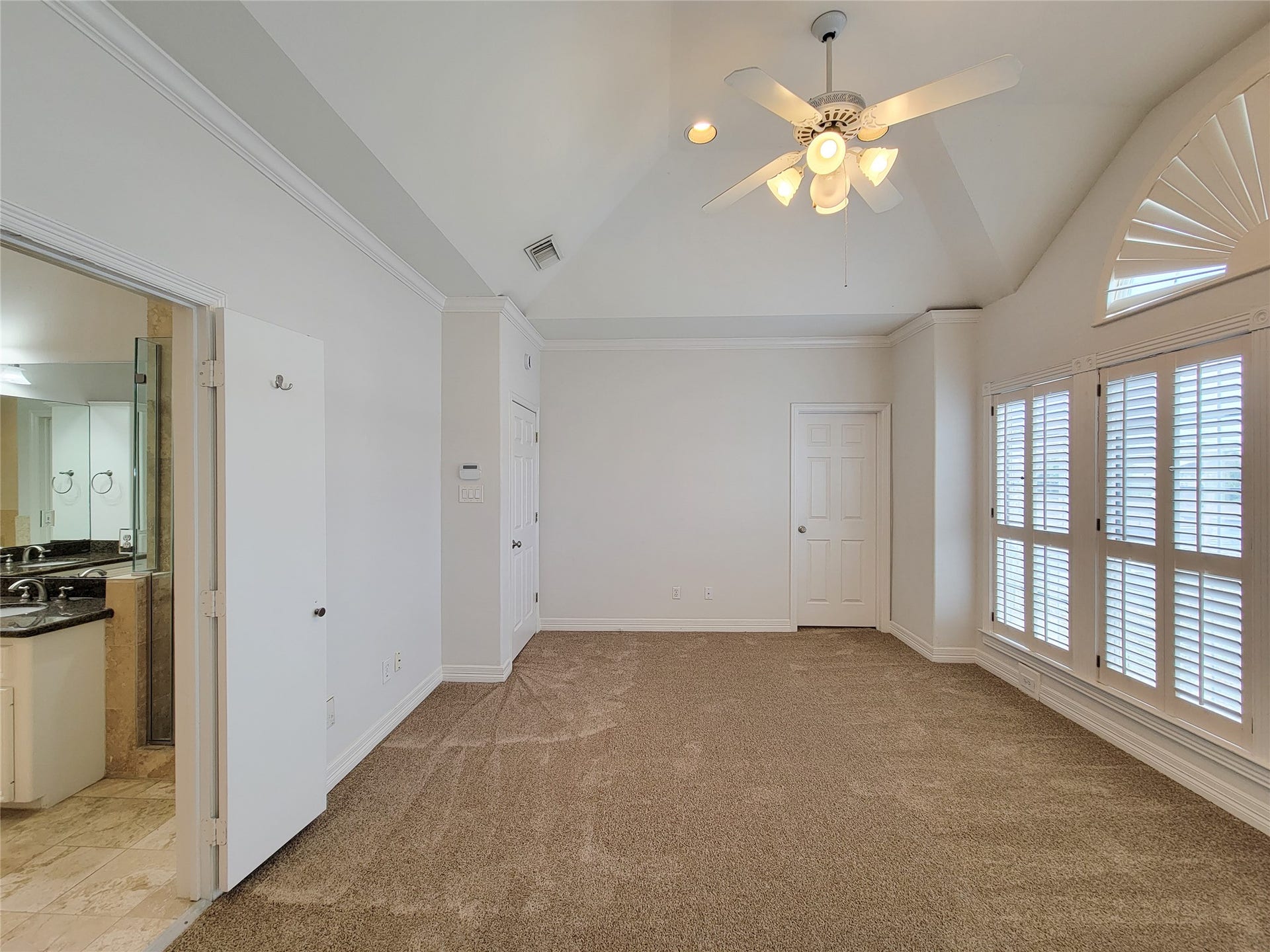 2004 Mcduffie Street, Houston, TX 77019 2004 Mcduffie Street, Houston, TX 77019