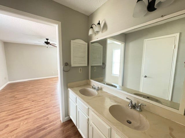 3043 Mosby Drive, Sugar Land, TX 77479