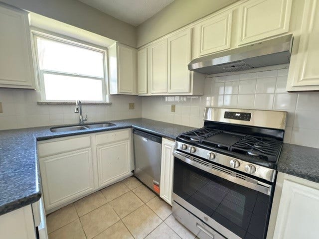 3043 Mosby Drive, Sugar Land, TX 77479