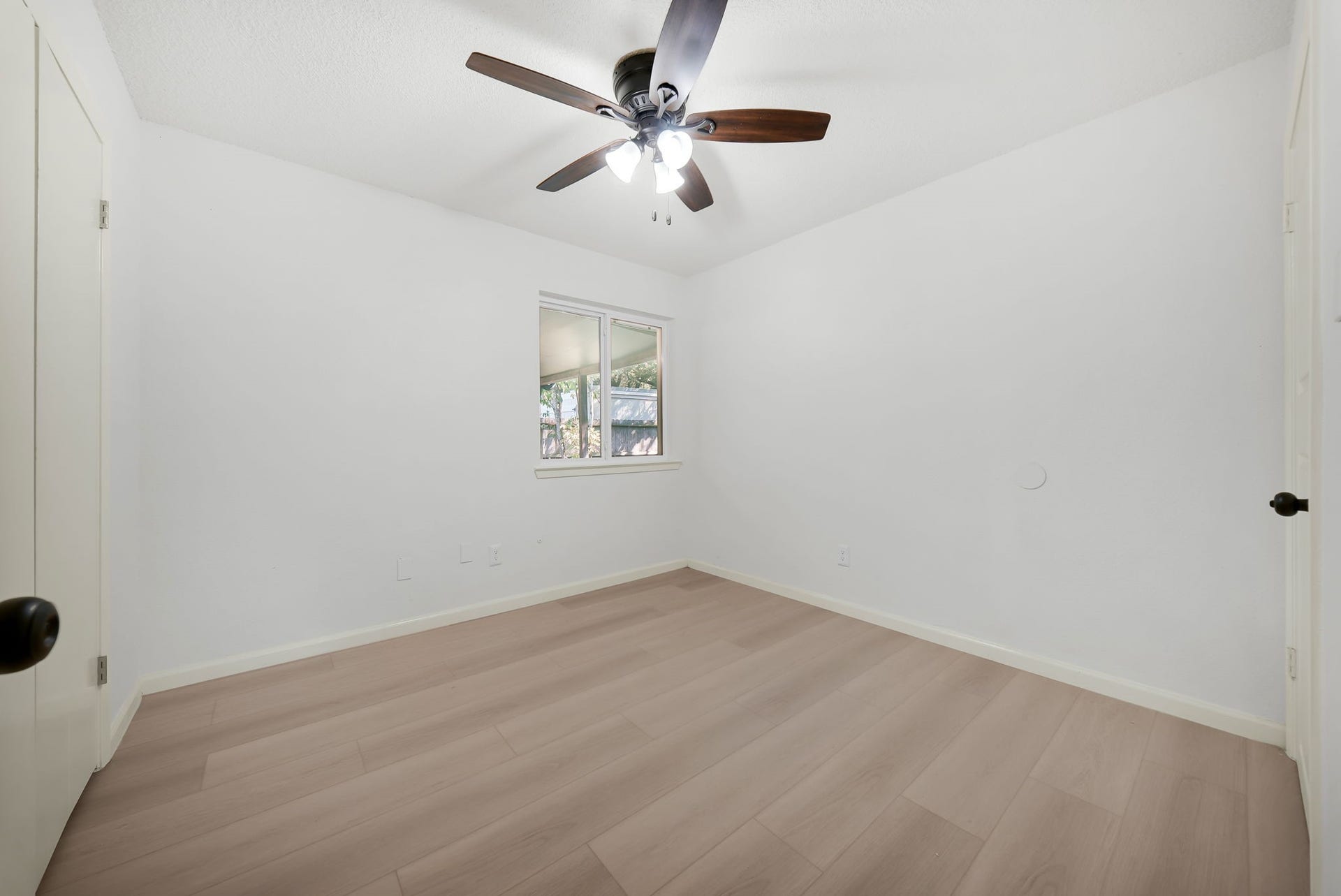 1910 Brushy Creek Drive, Sugar Land, TX 77478 1910 Brushy Creek Drive, Sugar Land, TX 77478