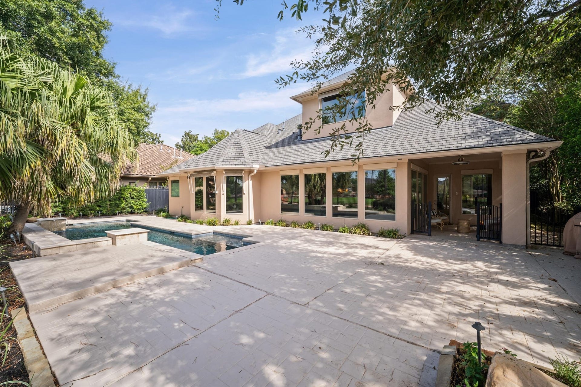 3010 Bonnebridge Way Boulevard, Houston, TX 77082 An expansive rear patio offers endless possibilities for outdoor living, with plenty of room for dining, lounging, and entertaining