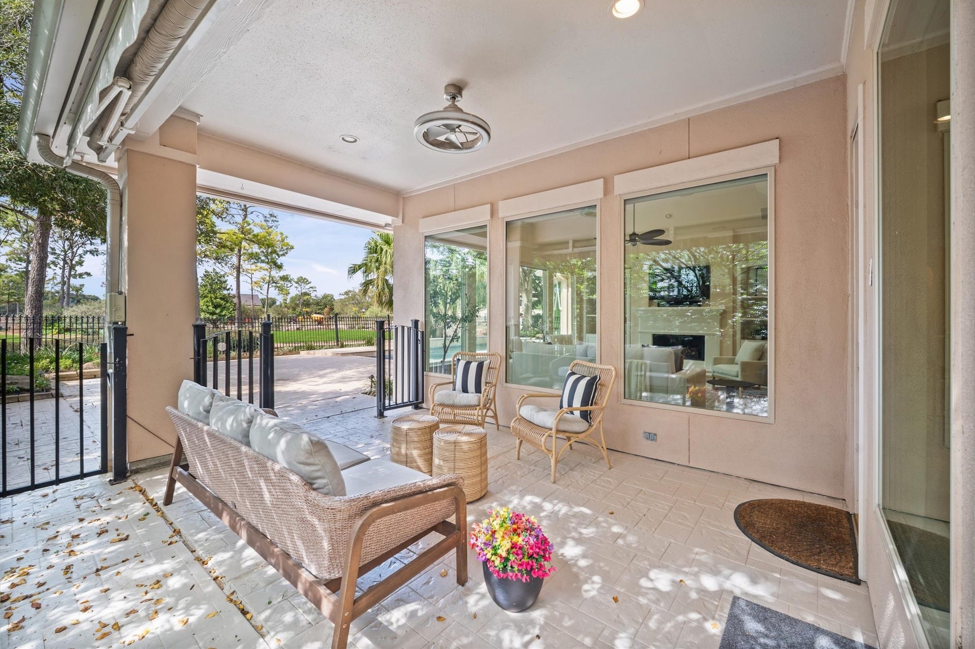 3010 Bonnebridge Way Boulevard, Houston, TX 77082 ust off the breakfast area, the covered patio offers a shaded, inviting spot to relax and enjoy the surrounding greenery.