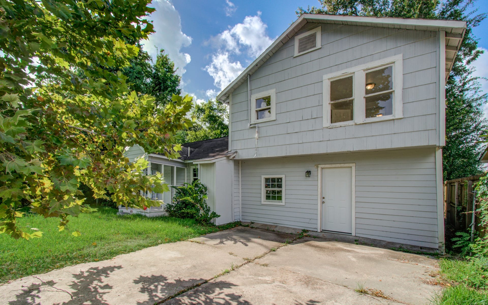 1016 Apache Street, Houston, TX 77022 1016 Apache Street, Houston, TX 77022