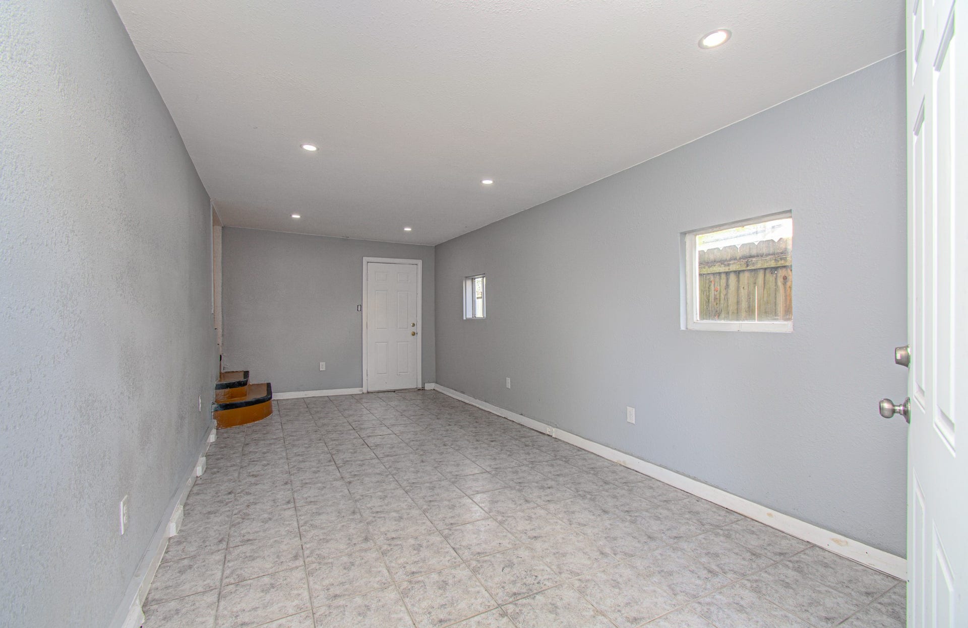 1016 Apache Street, Houston, TX 77022 1016 Apache Street, Houston, TX 77022