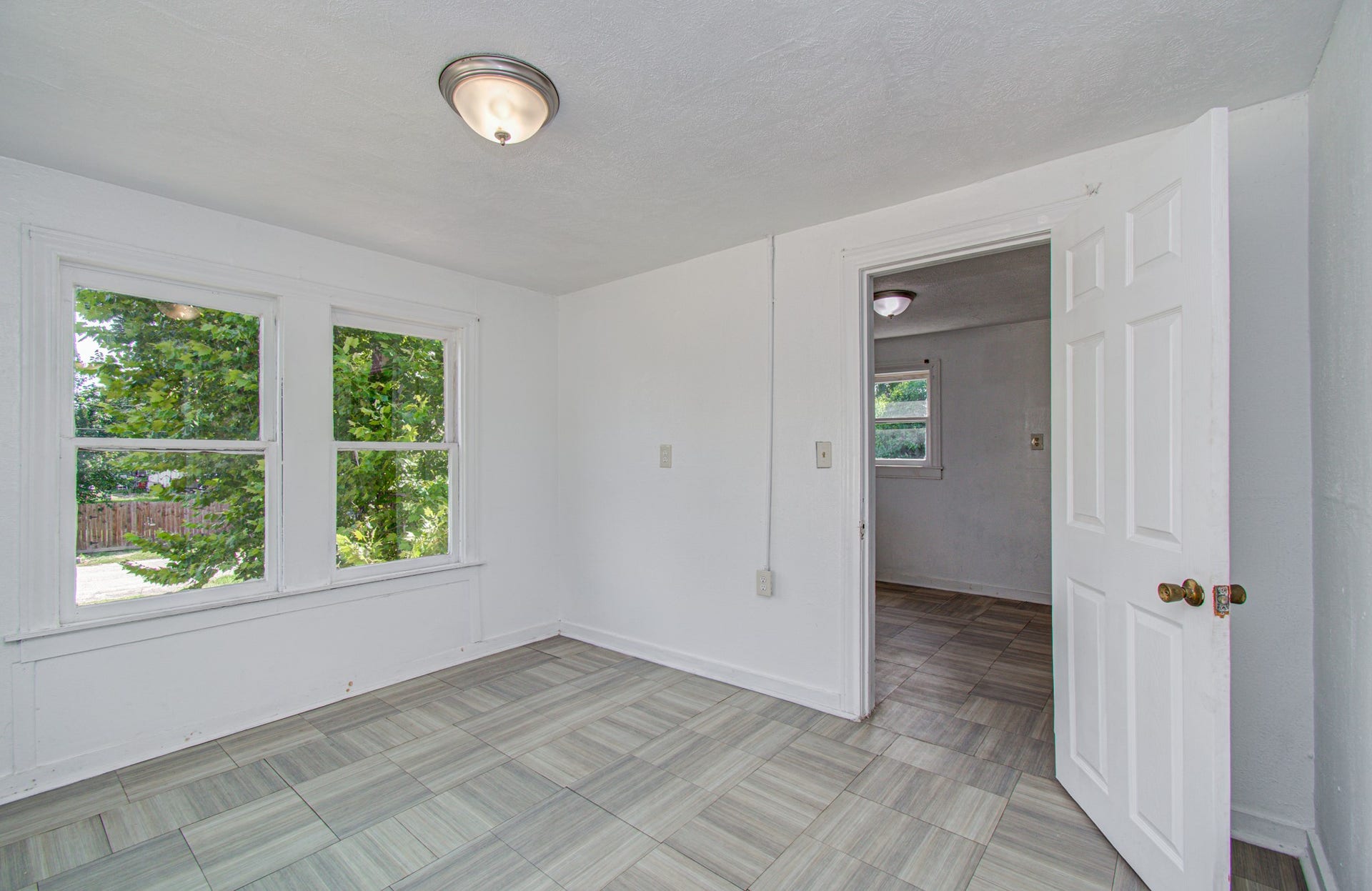 1016 Apache Street, Houston, TX 77022 1016 Apache Street, Houston, TX 77022
