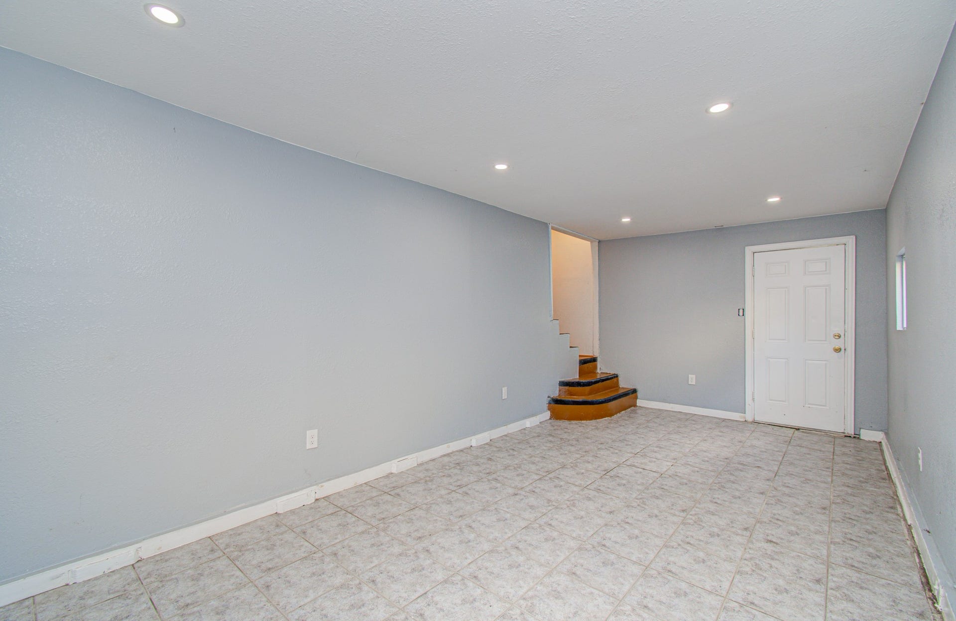1016 Apache Street, Houston, TX 77022 1016 Apache Street, Houston, TX 77022