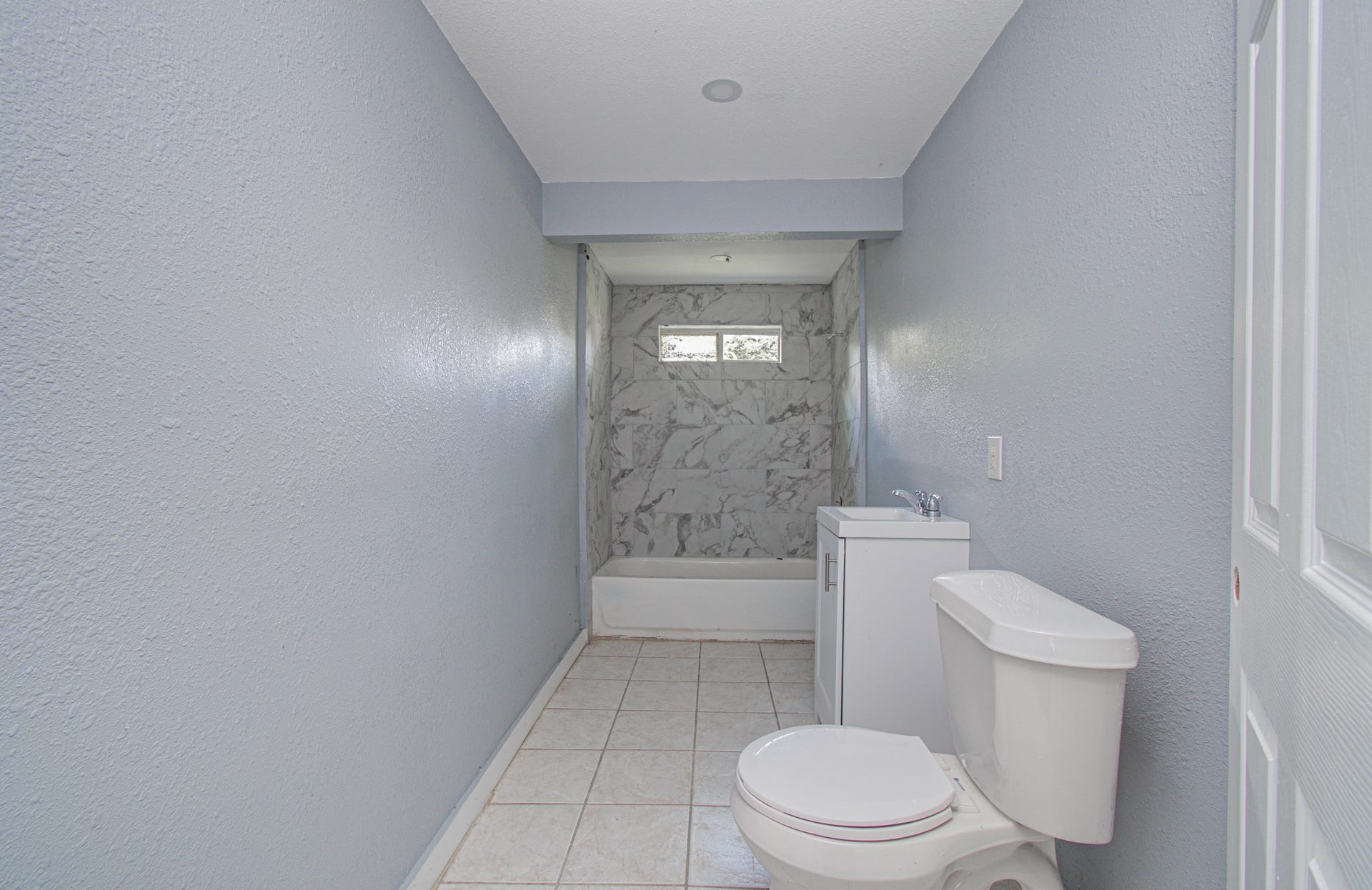 1016 Apache Street, Houston, TX 77022 1016 Apache Street, Houston, TX 77022