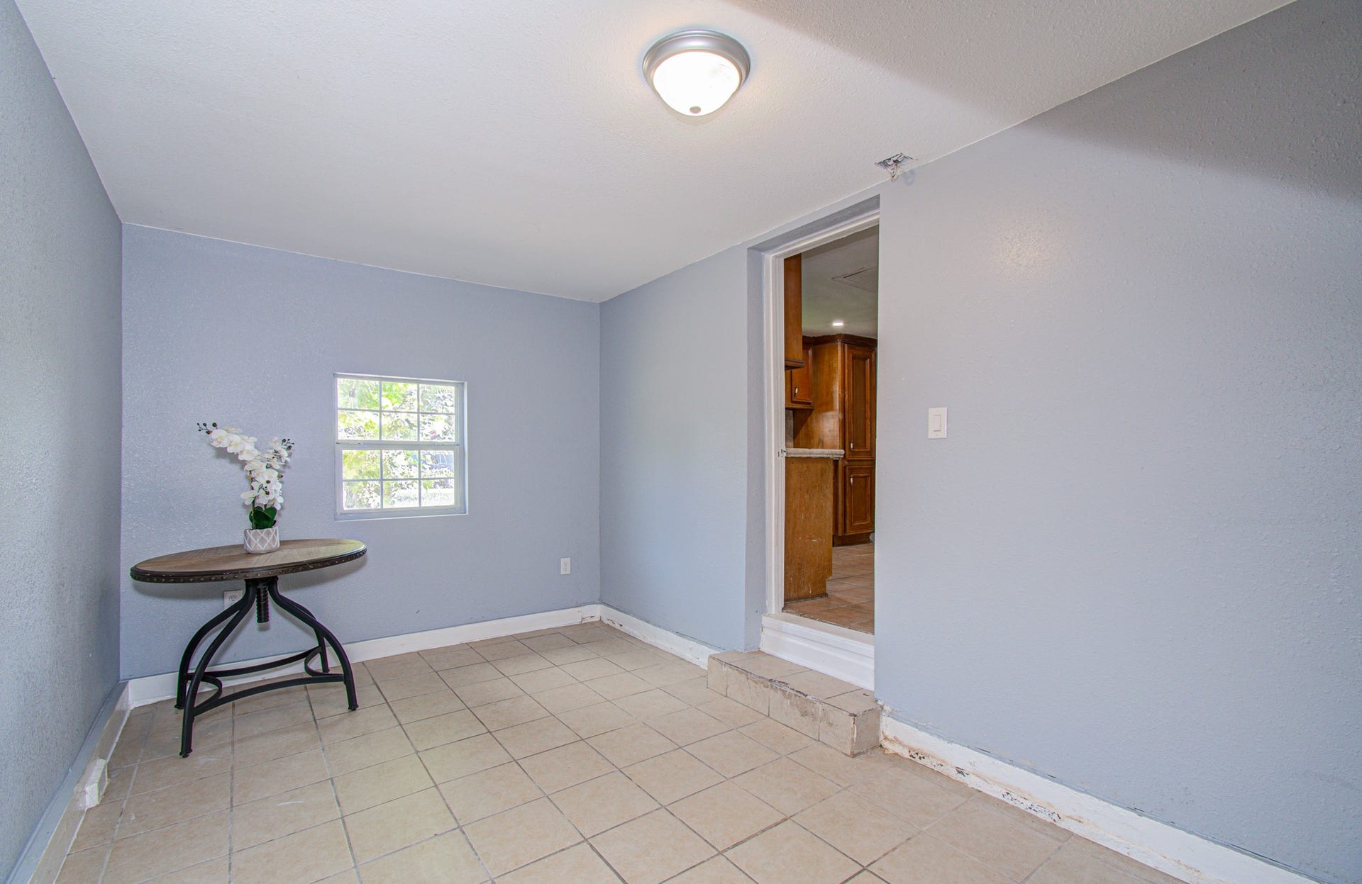 1016 Apache Street, Houston, TX 77022 1016 Apache Street, Houston, TX 77022