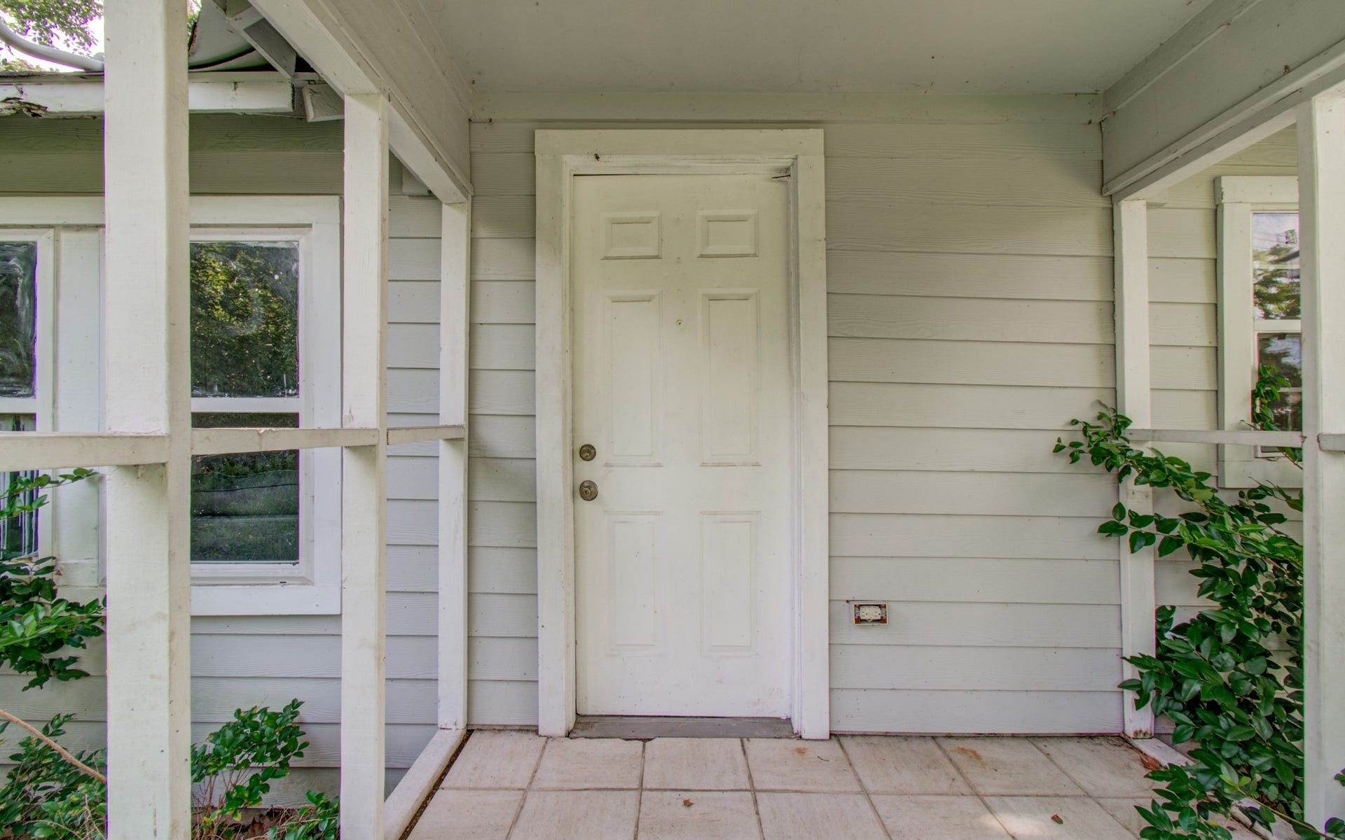 1016 Apache Street, Houston, TX 77022 1016 Apache Street, Houston, TX 77022