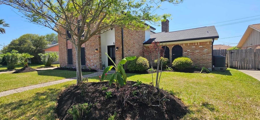 Property photo for 47 W Dansby Drive, Galveston, TX