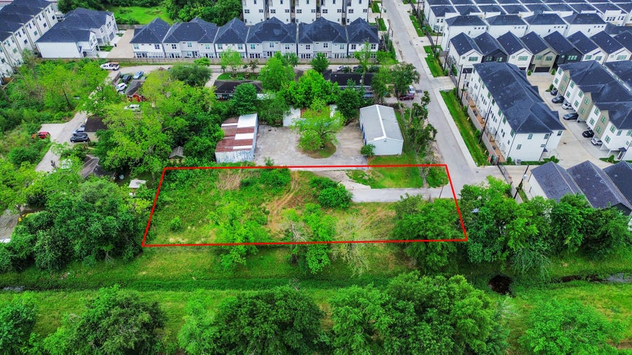Property photo for 1962 Laverne Street, Houston, TX
