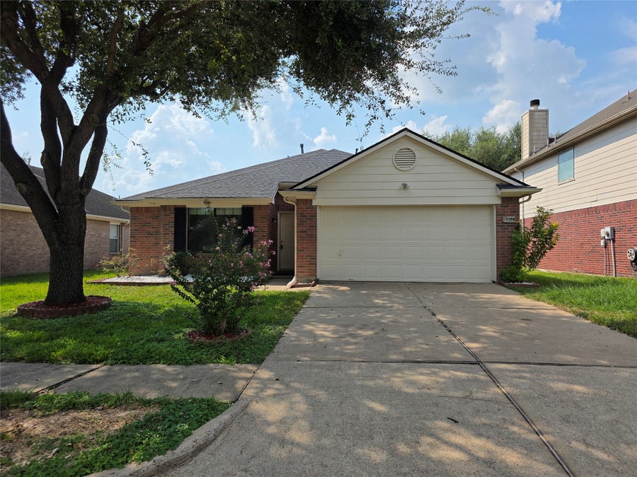 Property photo for 16106 Darwood Court, Houston, TX