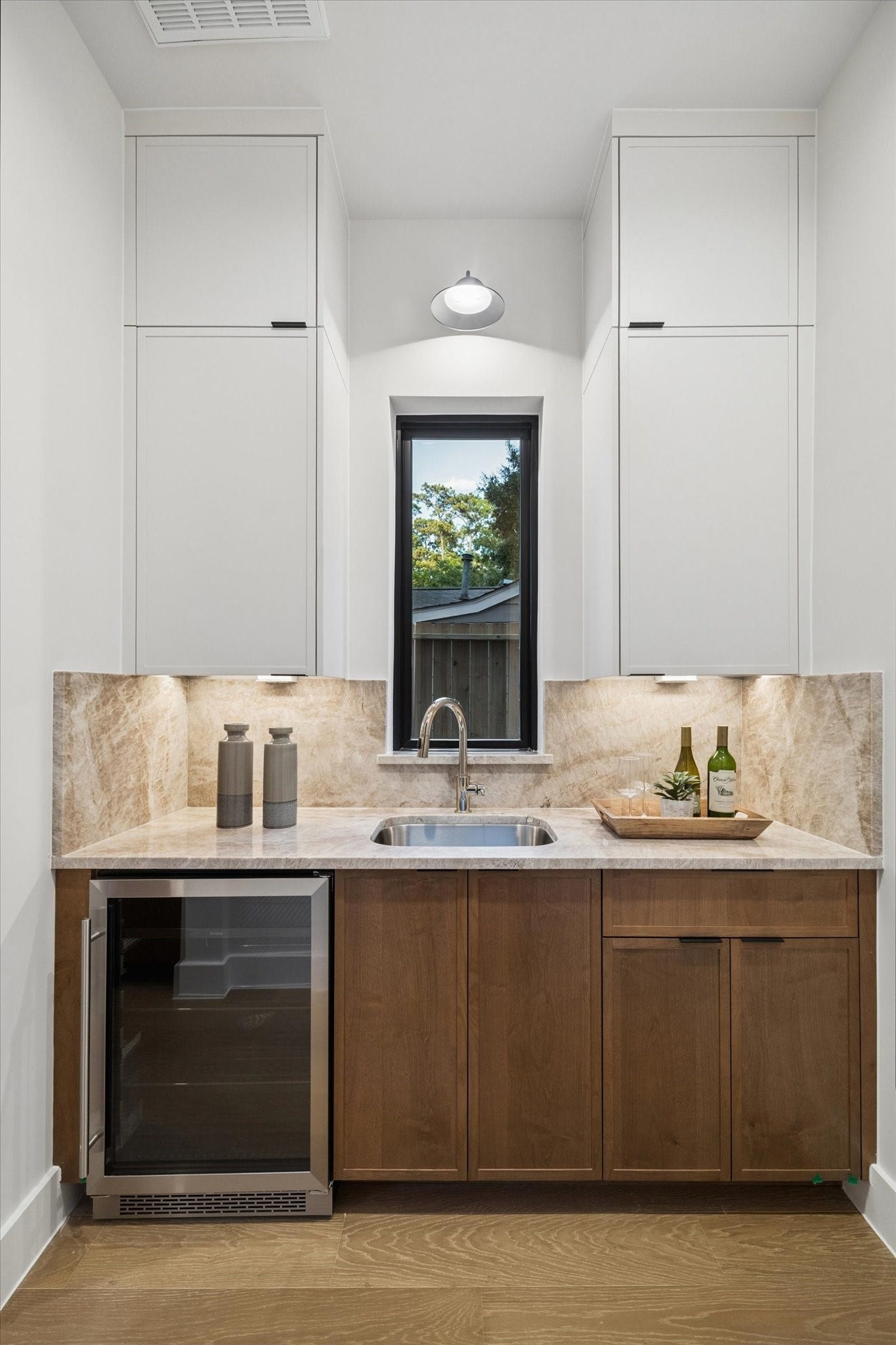 1212 Candlelight Lane, Houston, TX 77018 1212 Candlelight Lane, Houston, TX 77018