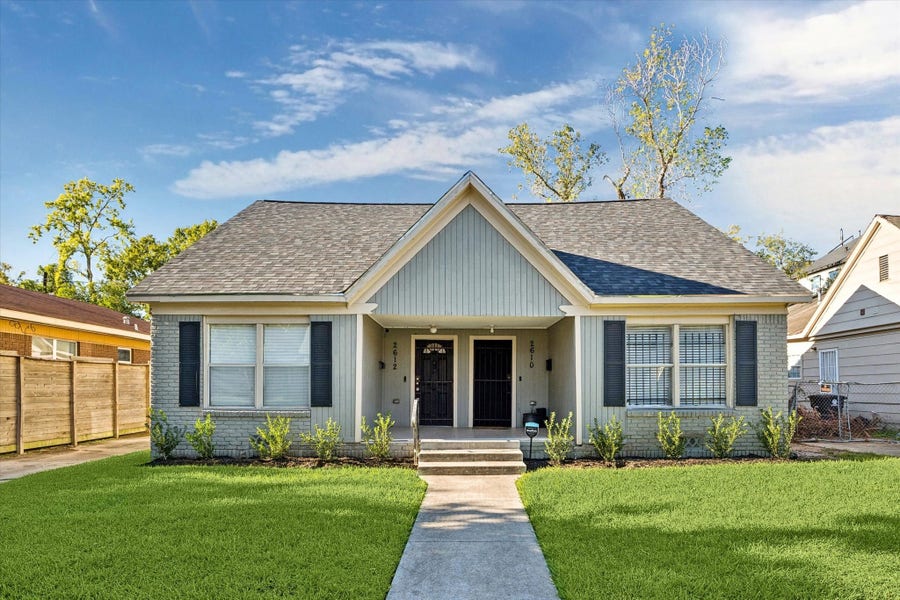 Property photo for 2612 Isabella Street, Houston, TX