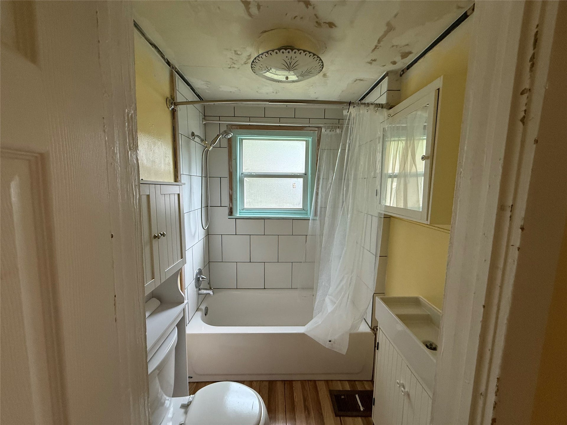 317 3rd Street, San Leon, TX 77539 317 3rd Street, San Leon, TX 77539