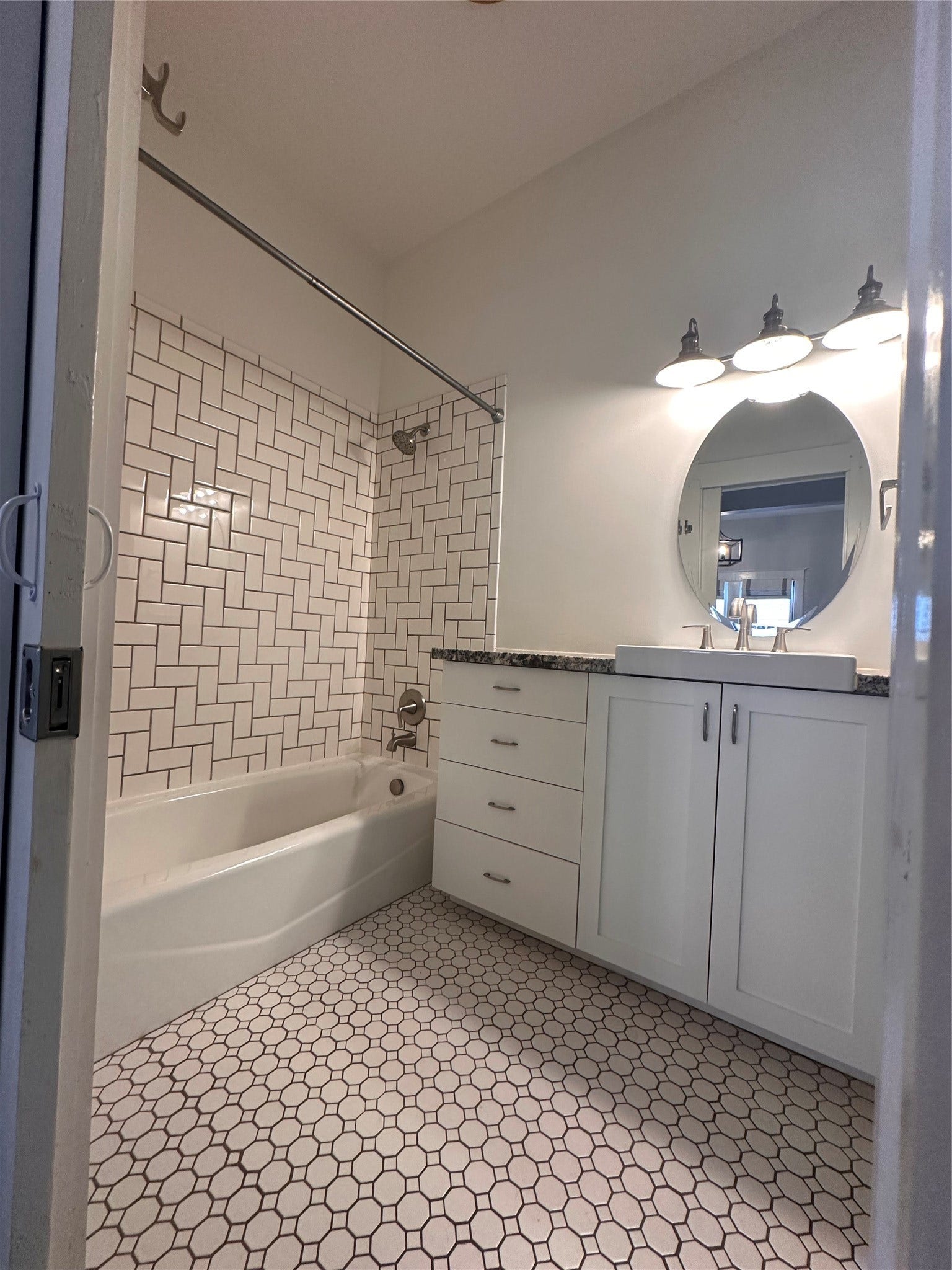 205 Vincent Street, Houston, TX 77009 205 Vincent Street, Houston, TX 77009