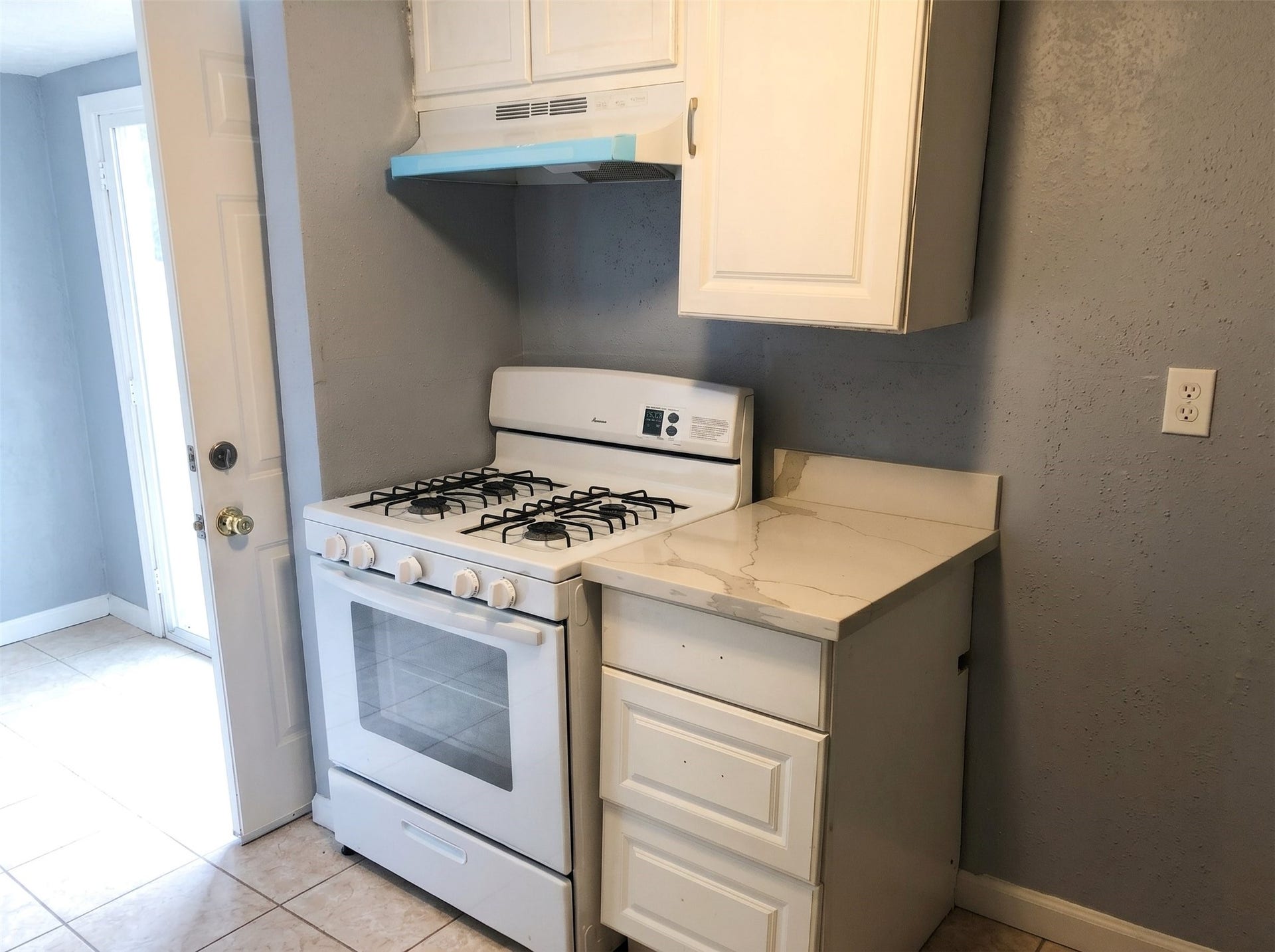 9714 Galaxy Street, Houston, TX 77078