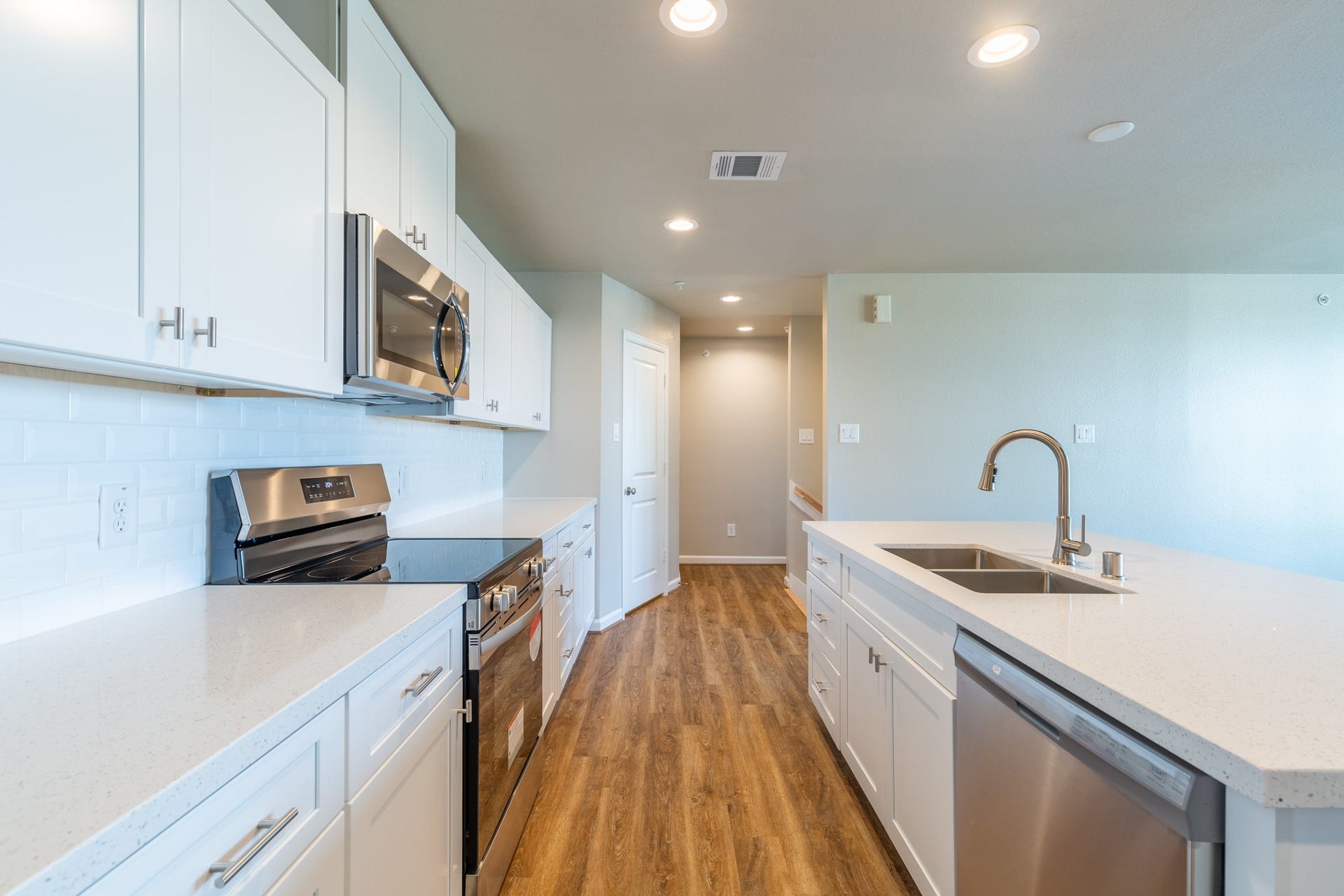 215 Park Place Circle, #D, Waller, TX 77484 215 Park Place Circle, #D, Waller, TX 77484