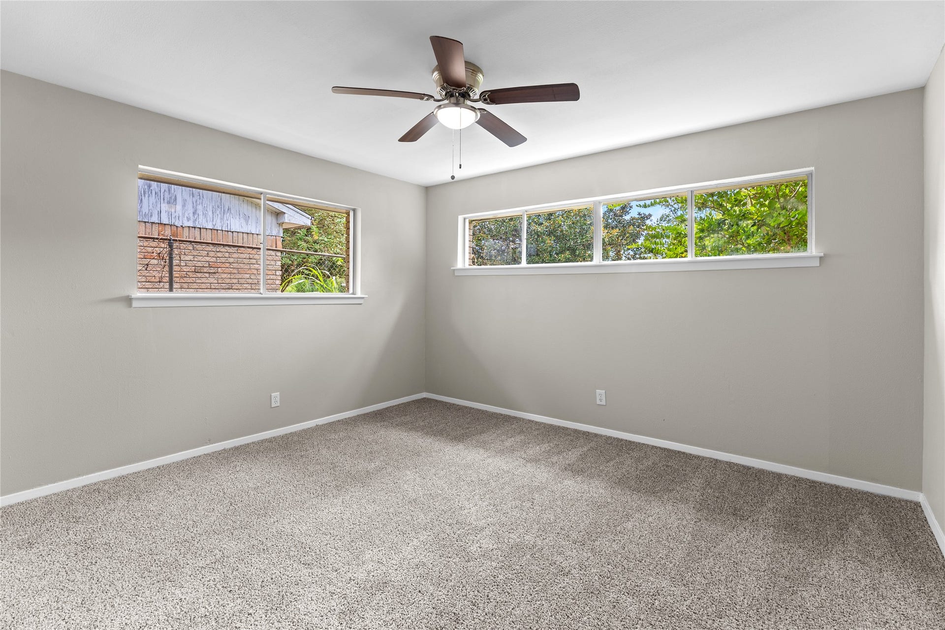 7 Richards Courts, La Marque, TX 77568 7 Richards Courts, La Marque, TX 77568