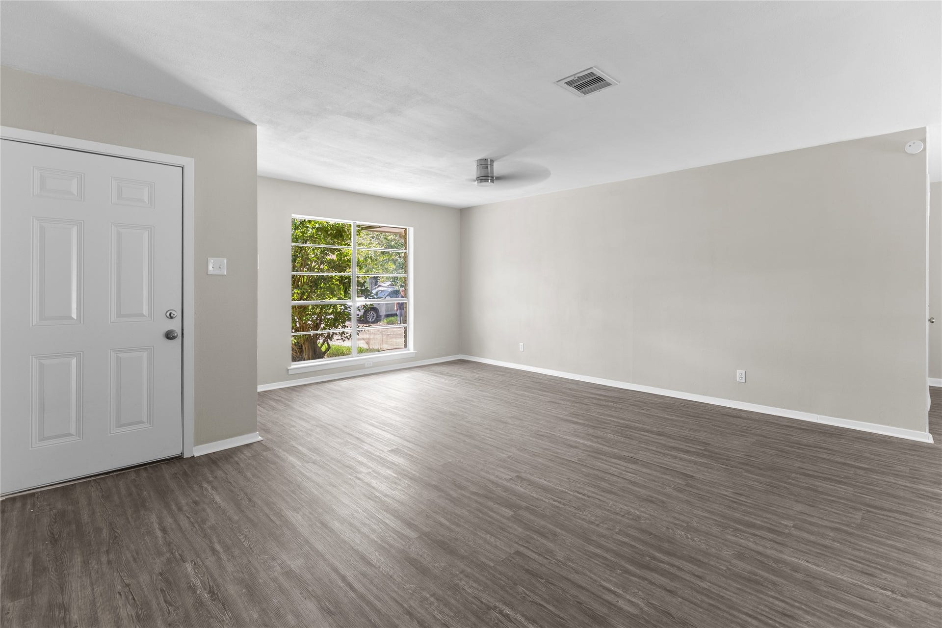 7 Richards Courts, La Marque, TX 77568 7 Richards Courts, La Marque, TX 77568