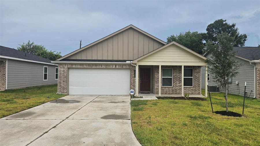 Property photo for 14190 Green Wing Circle, Willis, TX