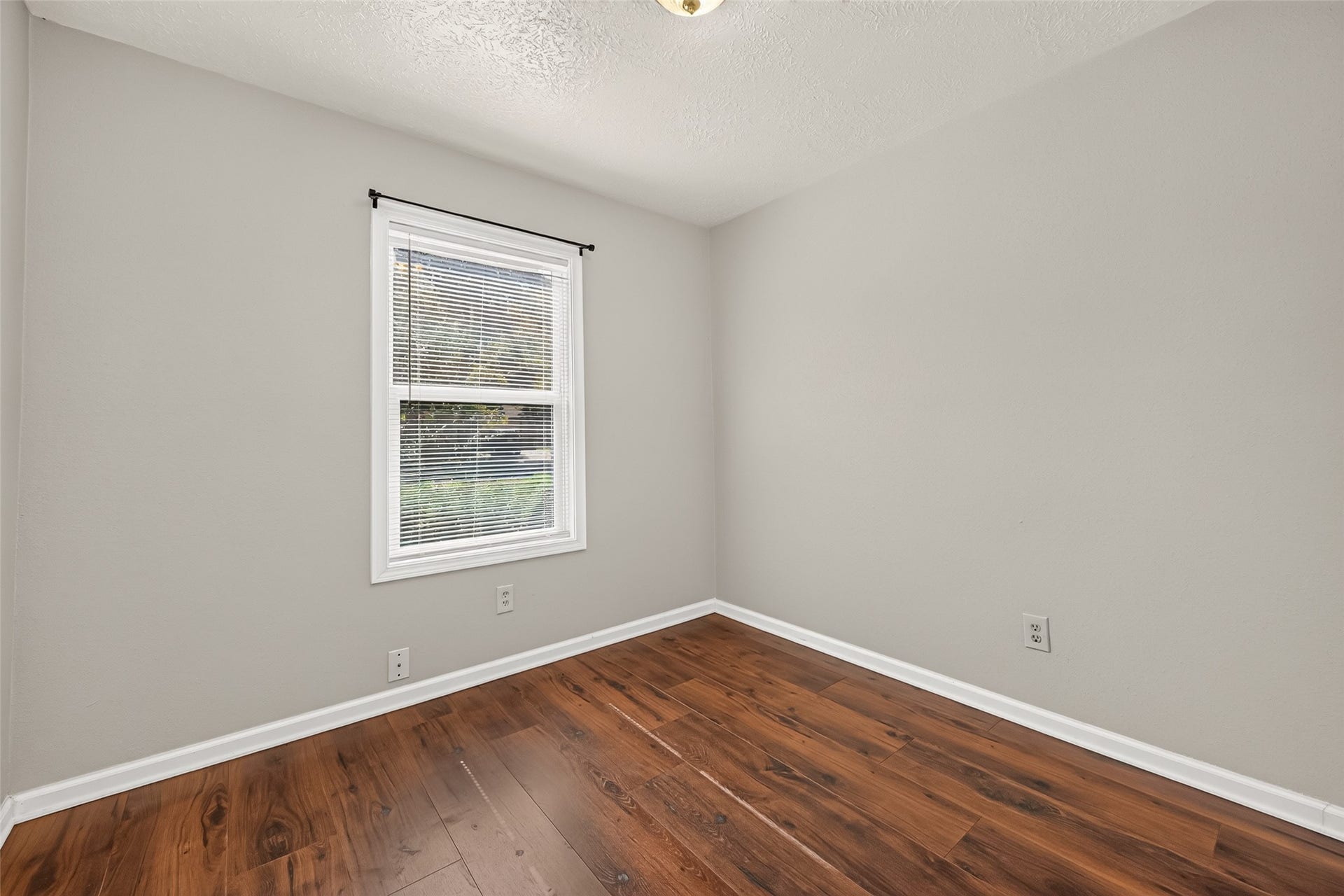 10038 Green Valley Lane, Houston, TX 77064