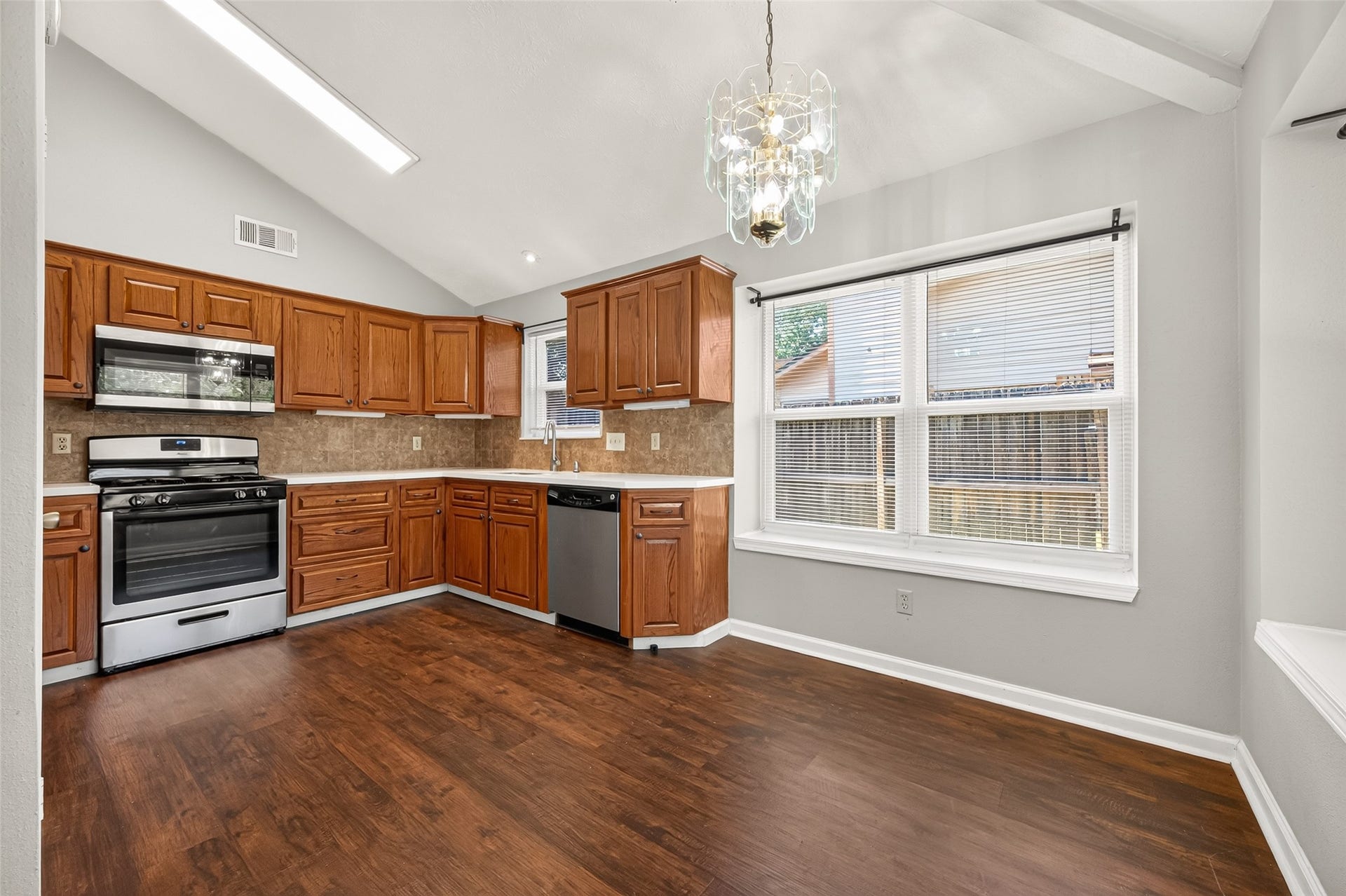 10038 Green Valley Lane, Houston, TX 77064
