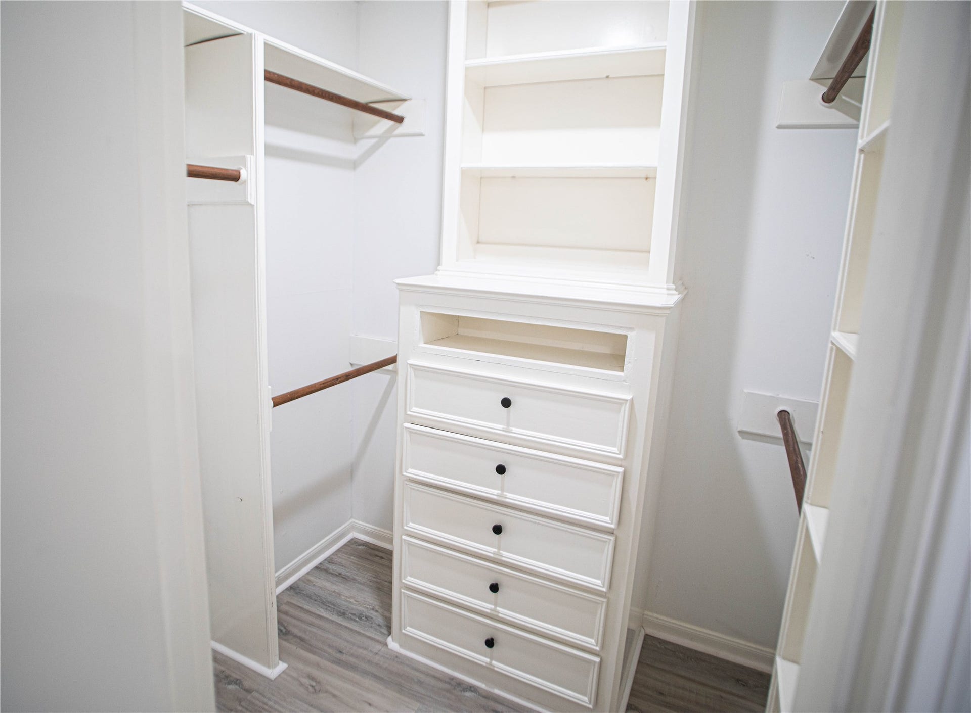 10710 Sandy Shoals Drive, Houston, TX 77071 10710 Sandy Shoals Drive, Houston, TX 77071