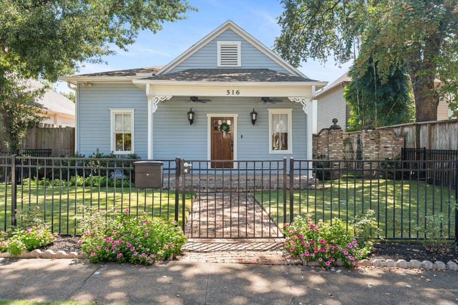 Property photo for 516 Columbia Street, Houston, TX