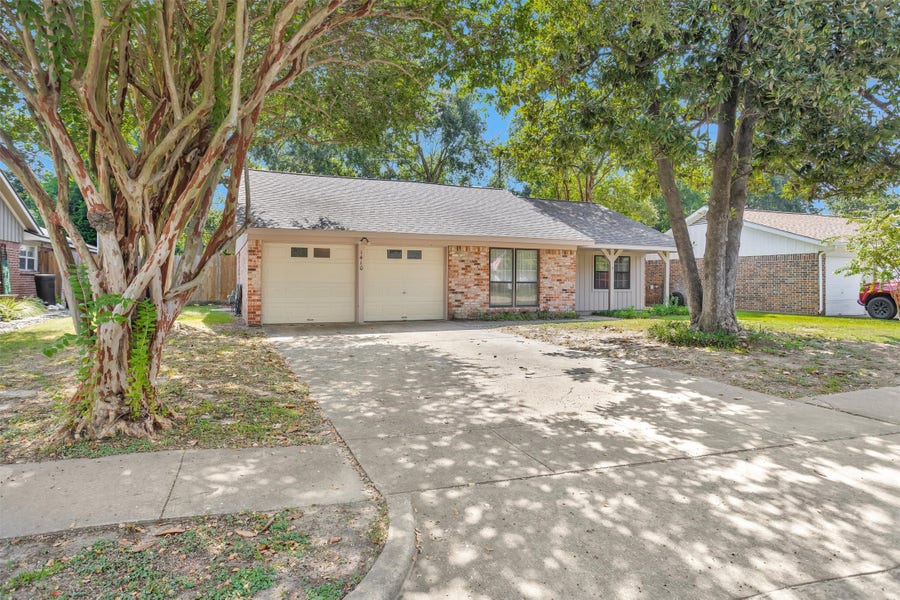Property photo for 1410 Spillers Lane, Houston, TX