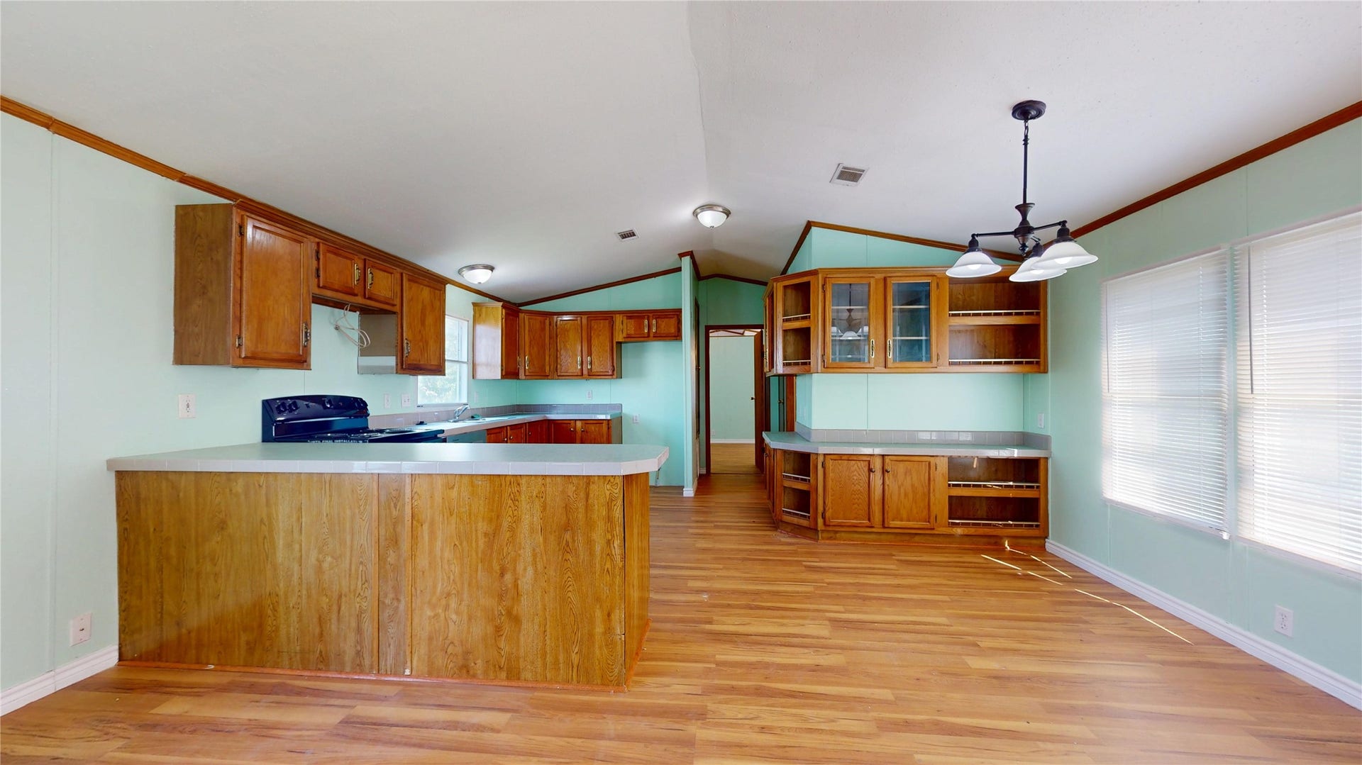 435 16th Street, San Leon, TX 77539 435 16th Street, San Leon, TX 77539