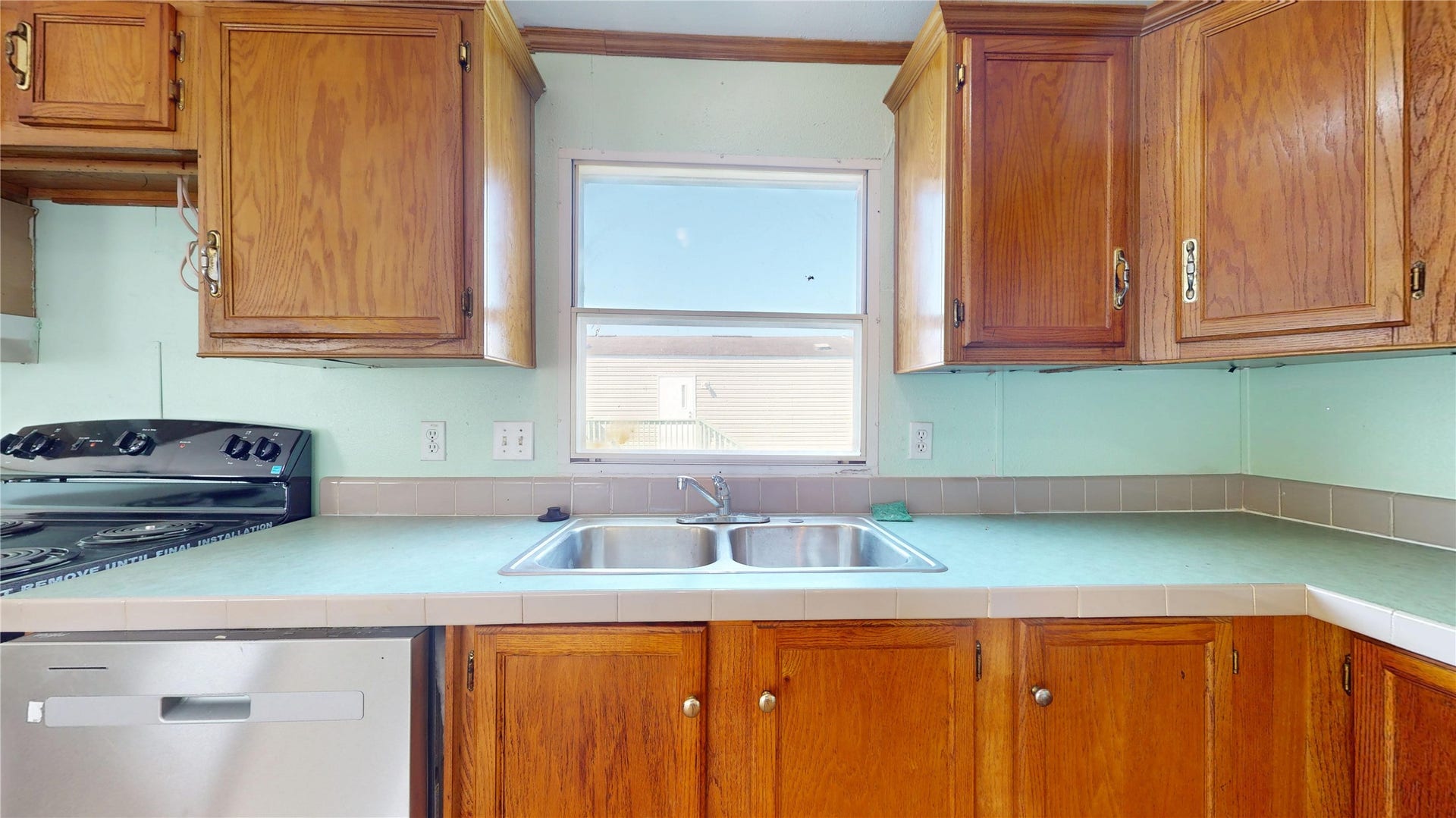 435 16th Street, San Leon, TX 77539 435 16th Street, San Leon, TX 77539