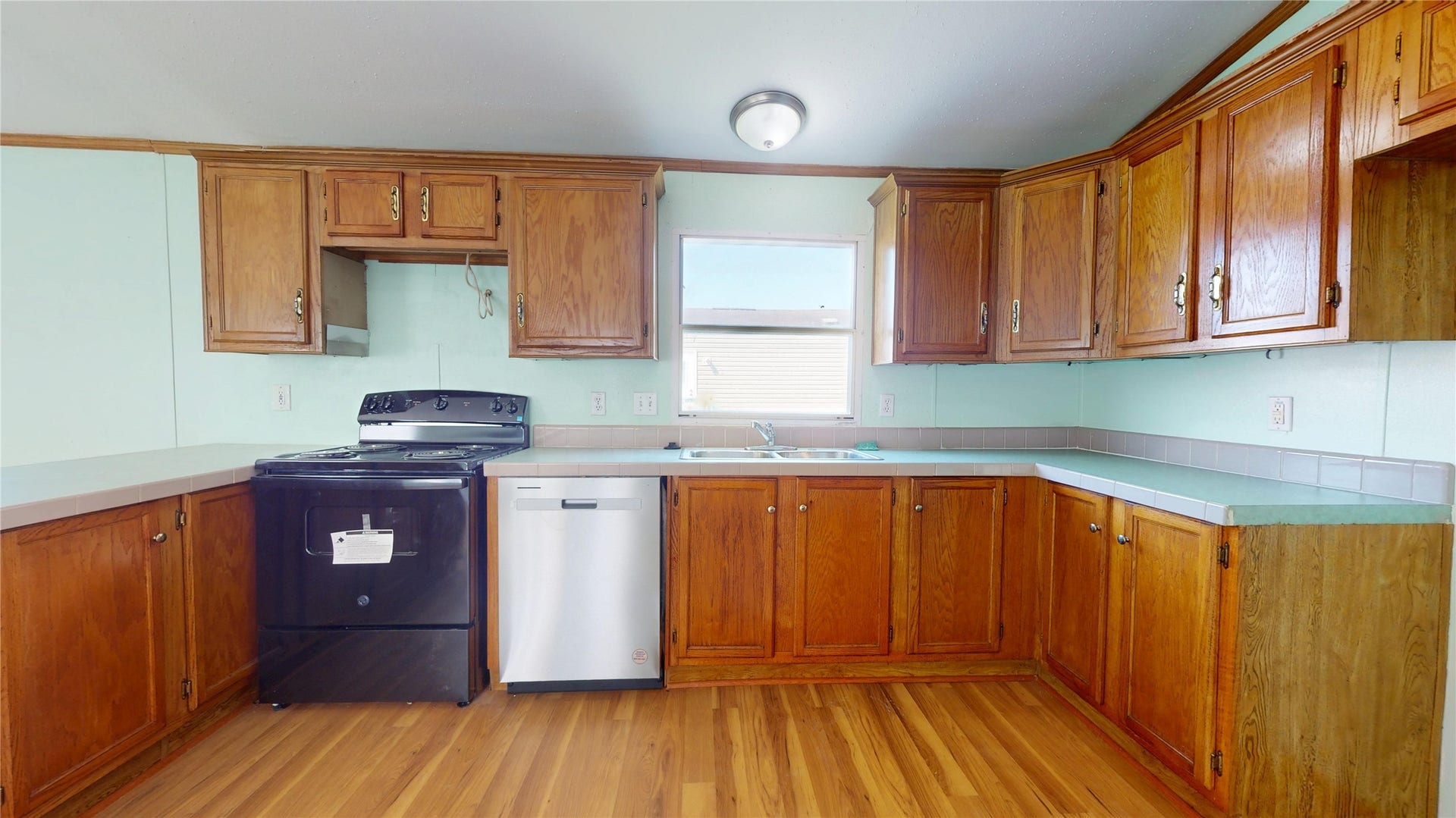 435 16th Street, San Leon, TX 77539 435 16th Street, San Leon, TX 77539