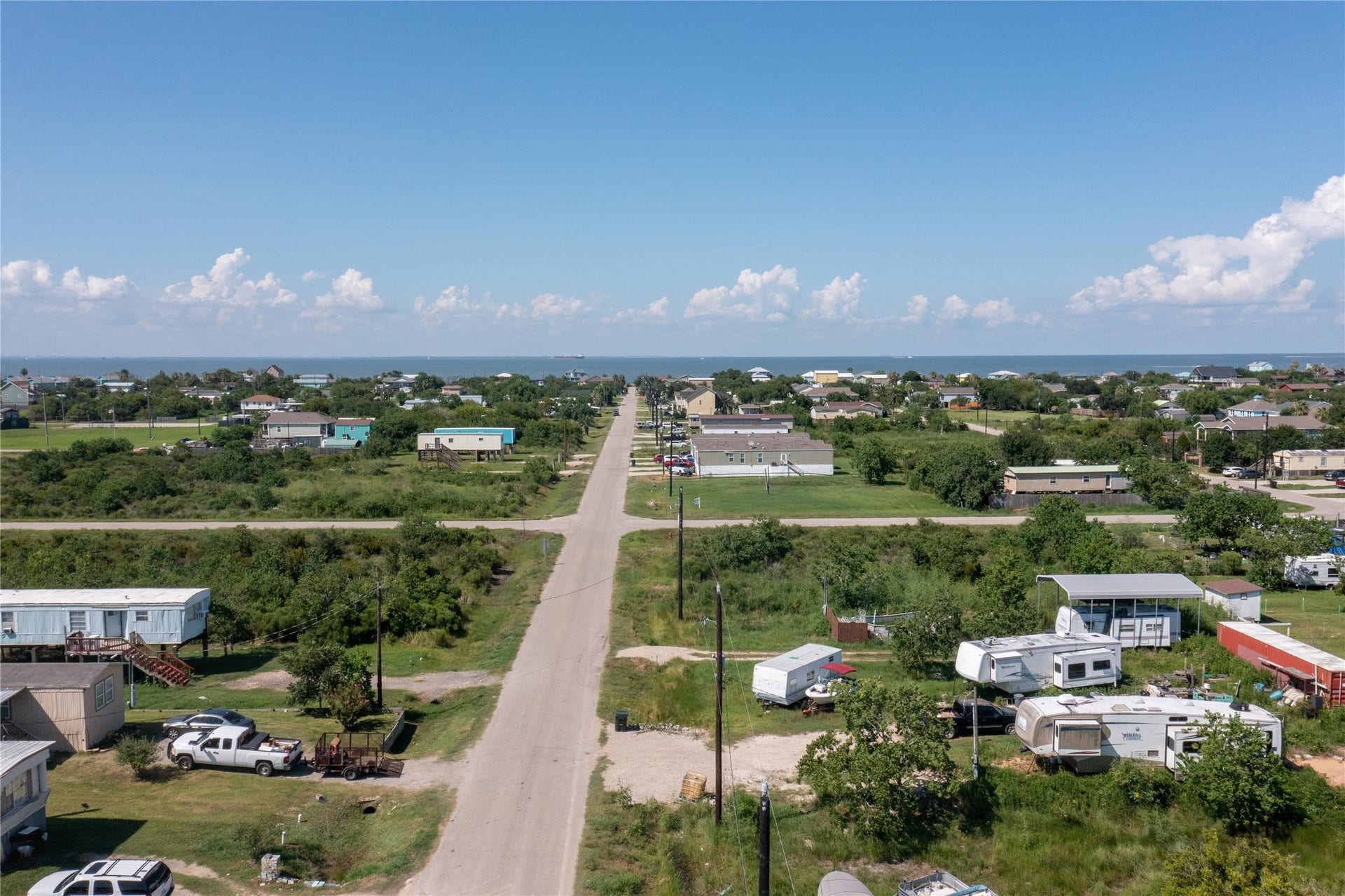 435 16th Street, San Leon, TX 77539 435 16th Street, San Leon, TX 77539