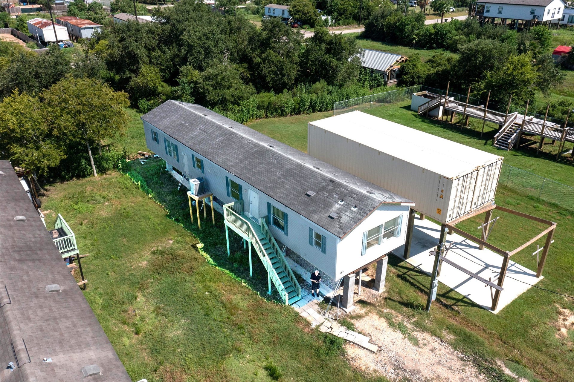 435 16th Street, San Leon, TX 77539 435 16th Street, San Leon, TX 77539