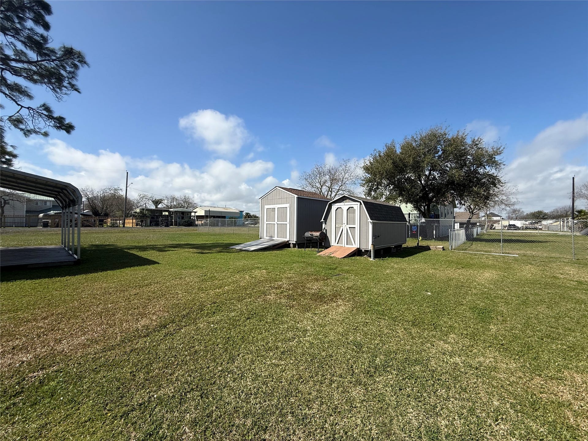642 5th Street, San Leon, TX 77539 642 5th Street, San Leon, TX 77539