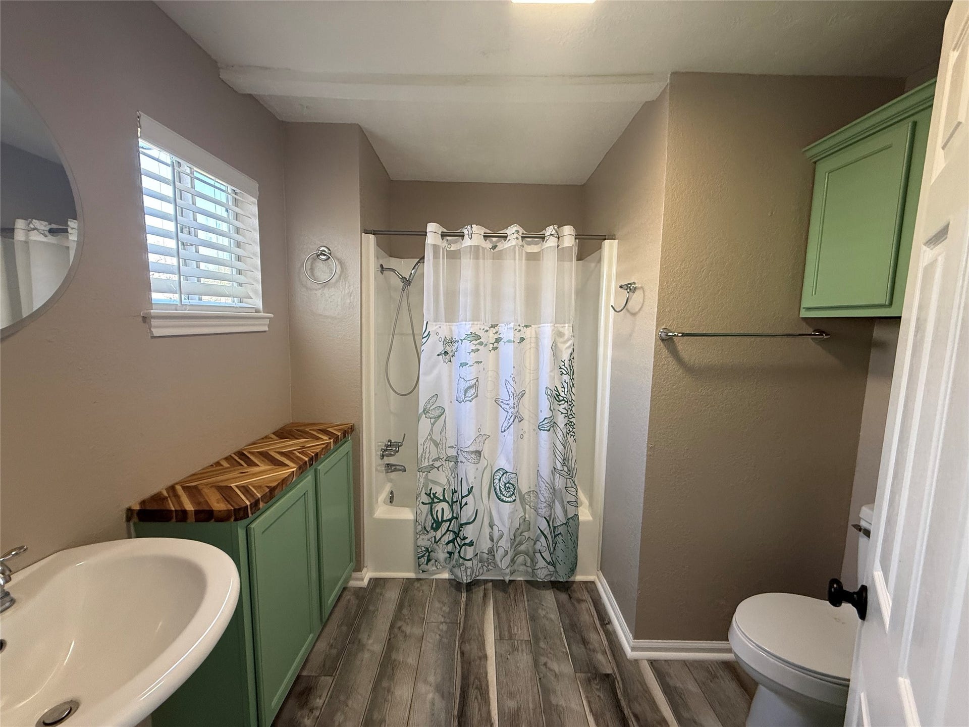 642 5th Street, San Leon, TX 77539 642 5th Street, San Leon, TX 77539