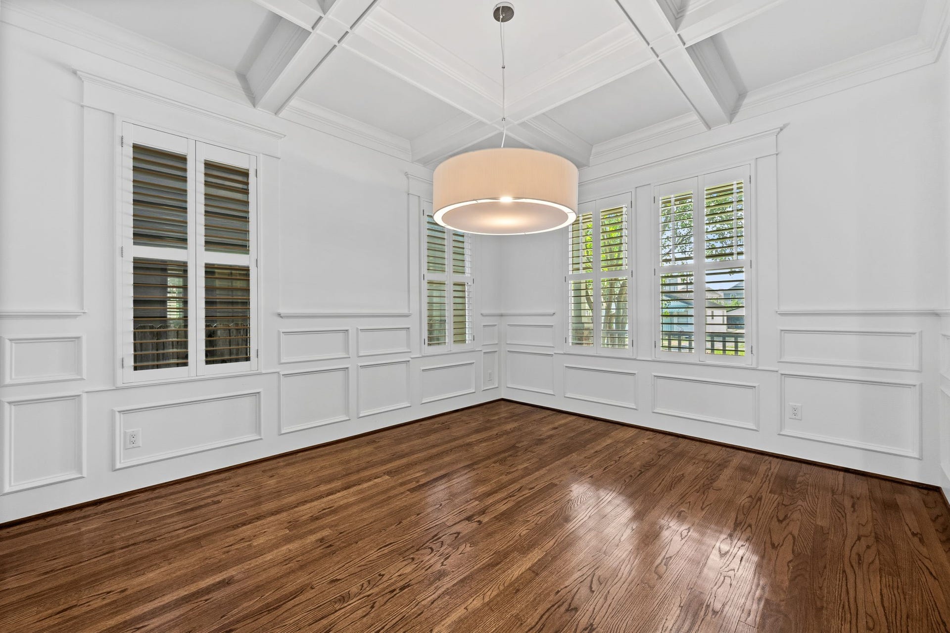 816 Ashland Street, Houston, TX 77007 816 Ashland Street, Houston, TX 77007