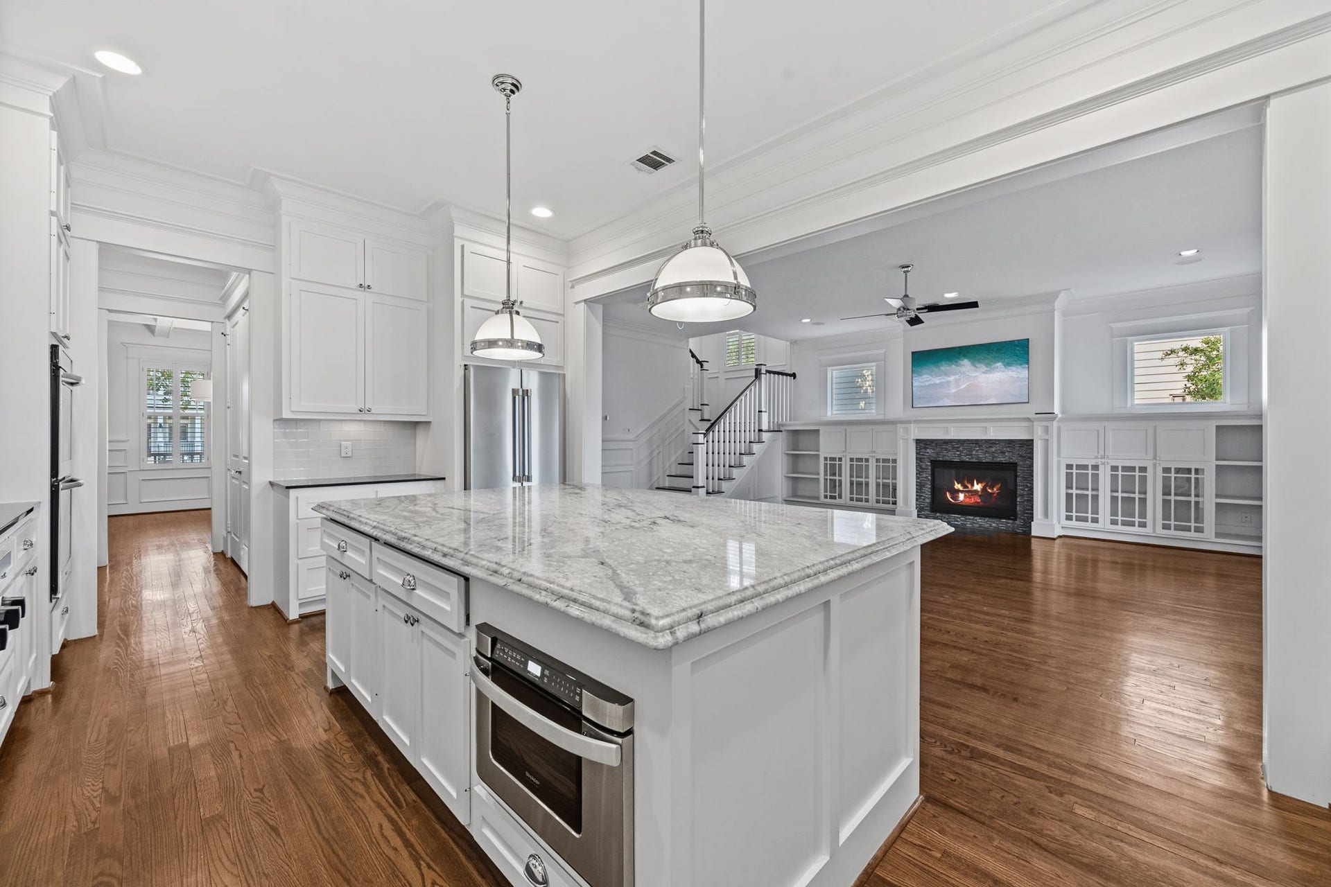 816 Ashland Street, Houston, TX 77007 816 Ashland Street, Houston, TX 77007